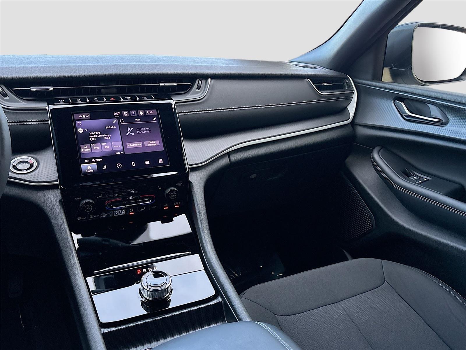 2024 Jeep Grand Cherokee Laredo X