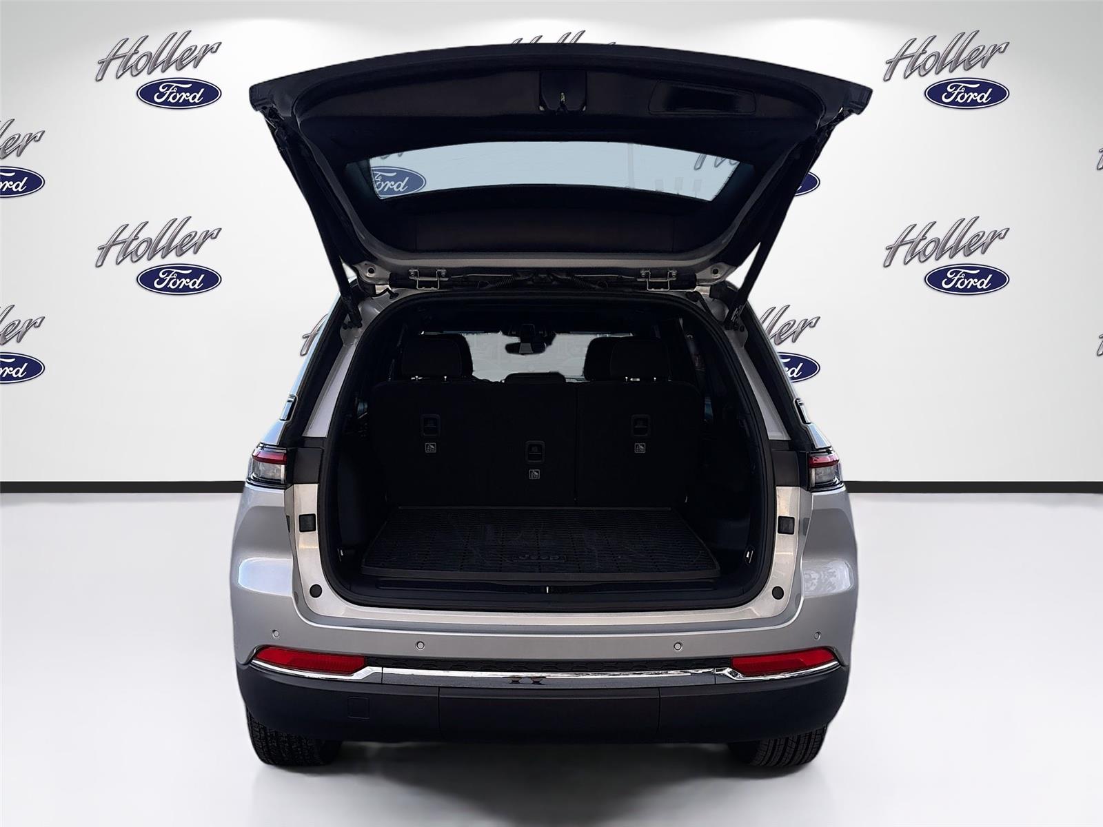 2024 Jeep Grand Cherokee Laredo X