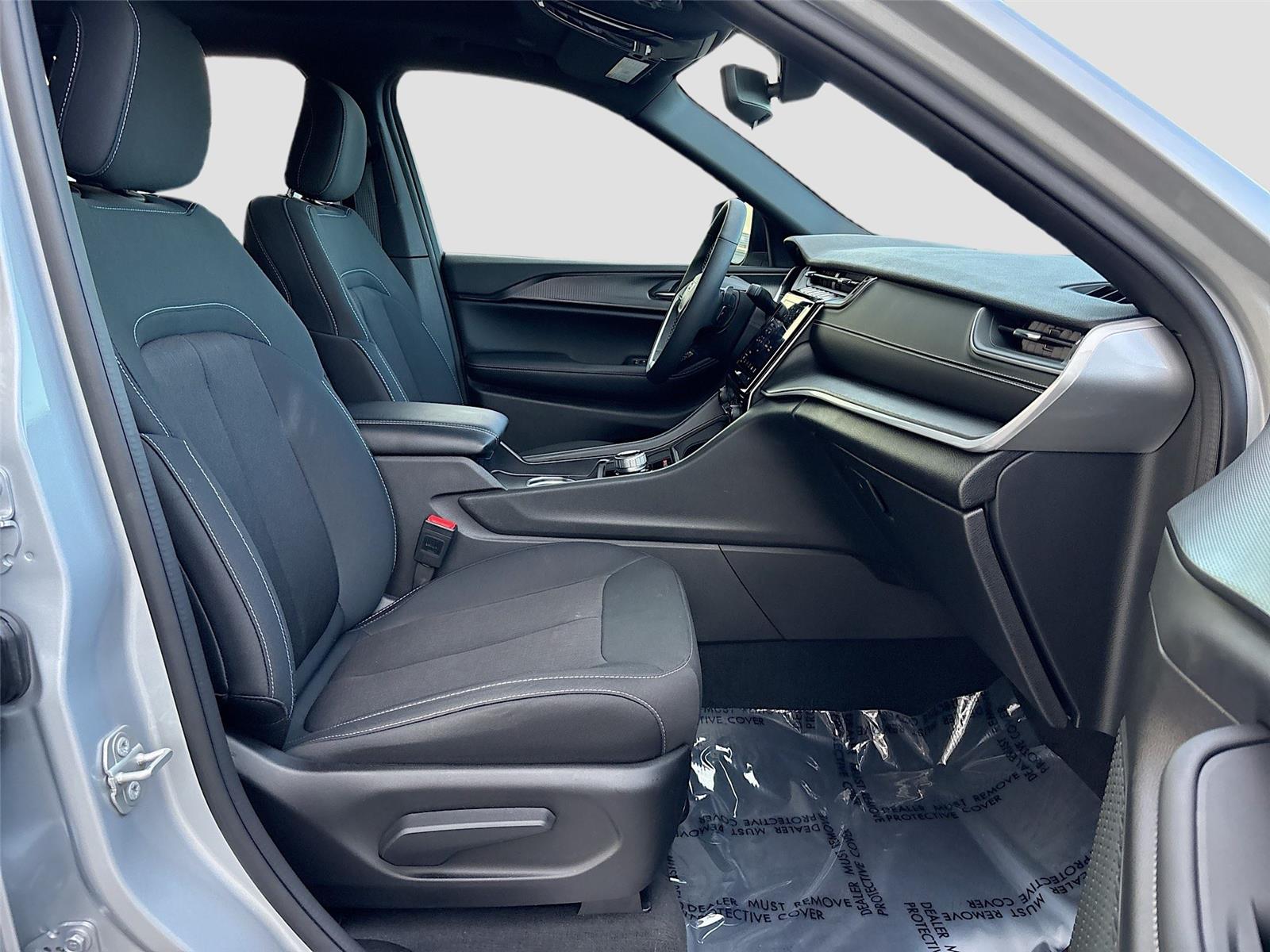 2024 Jeep Grand Cherokee Laredo X