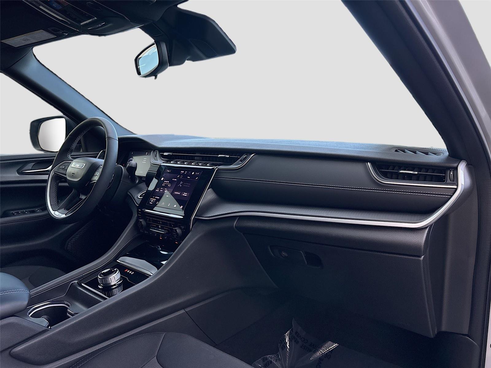 2024 Jeep Grand Cherokee Laredo X