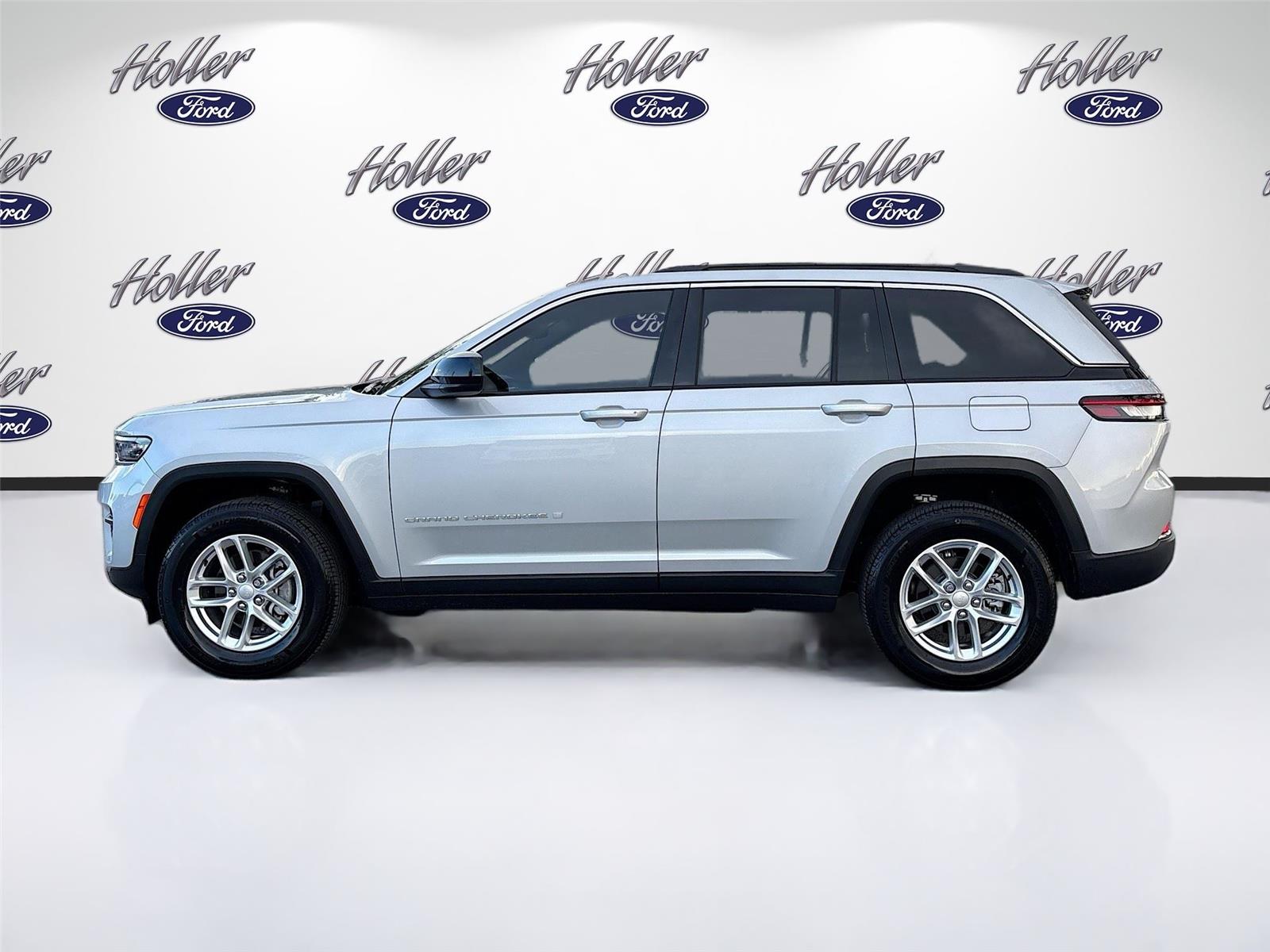 2024 Jeep Grand Cherokee Laredo X