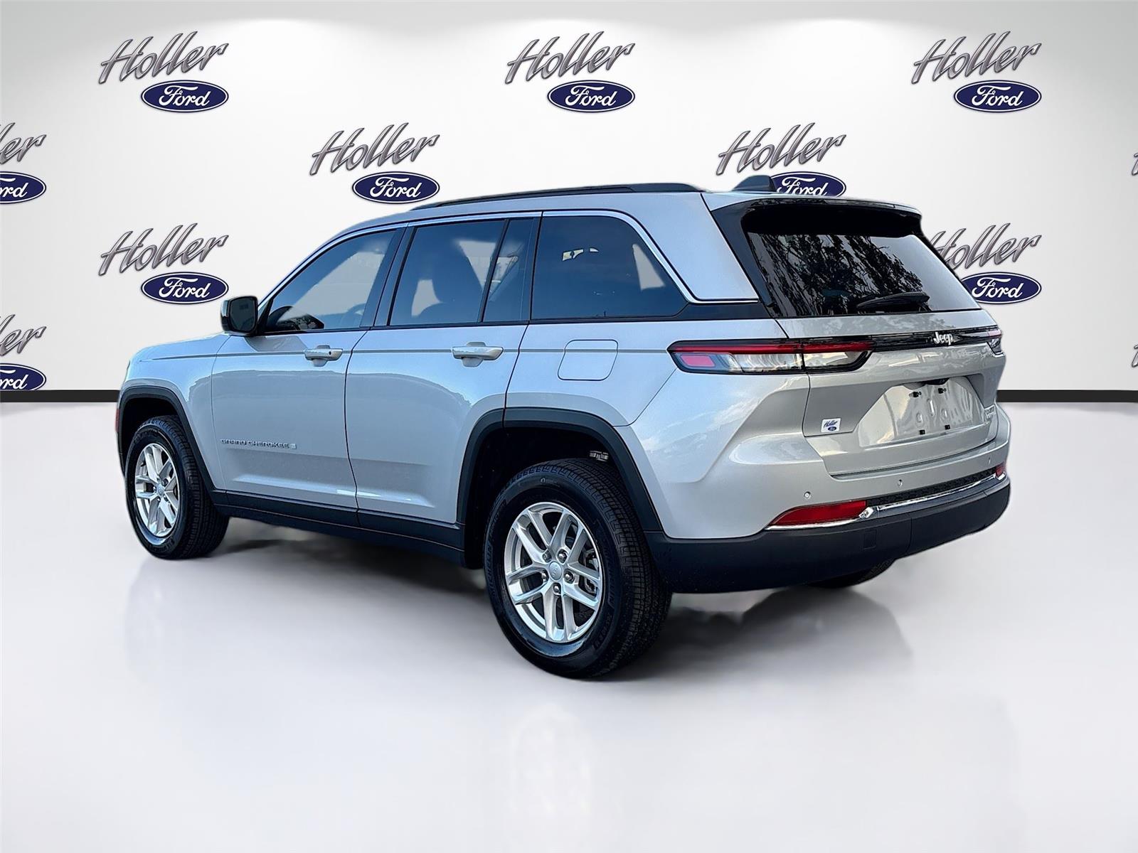 2024 Jeep Grand Cherokee Laredo X