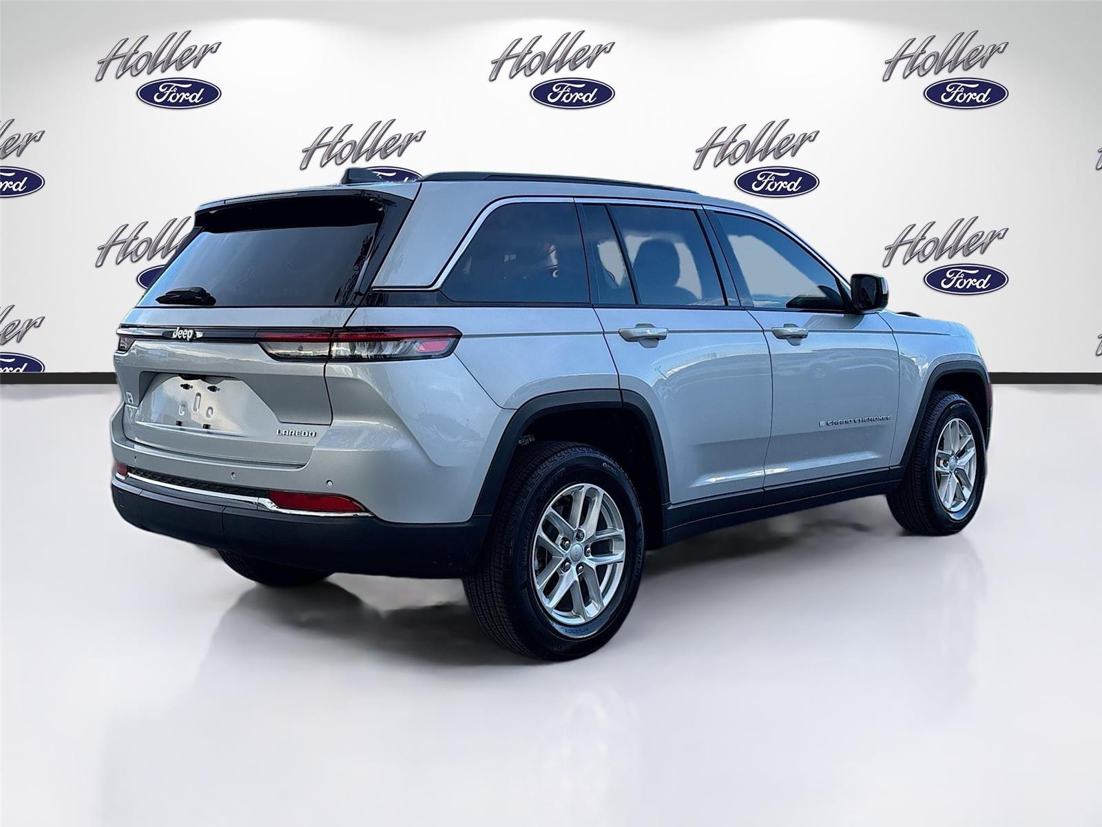 2024 Jeep Grand Cherokee Laredo X