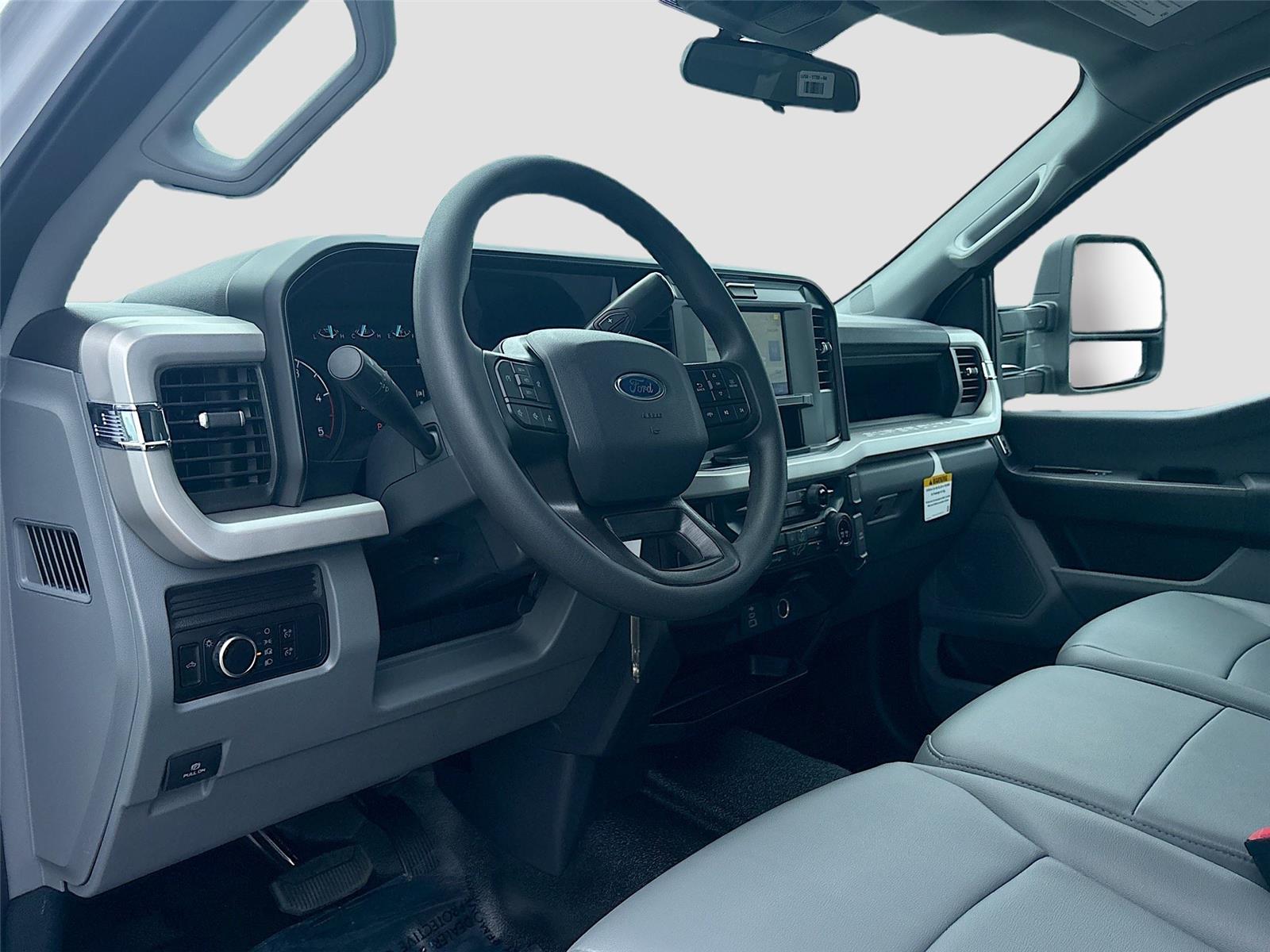 2026 Ford Super Duty F-350 SRW XL