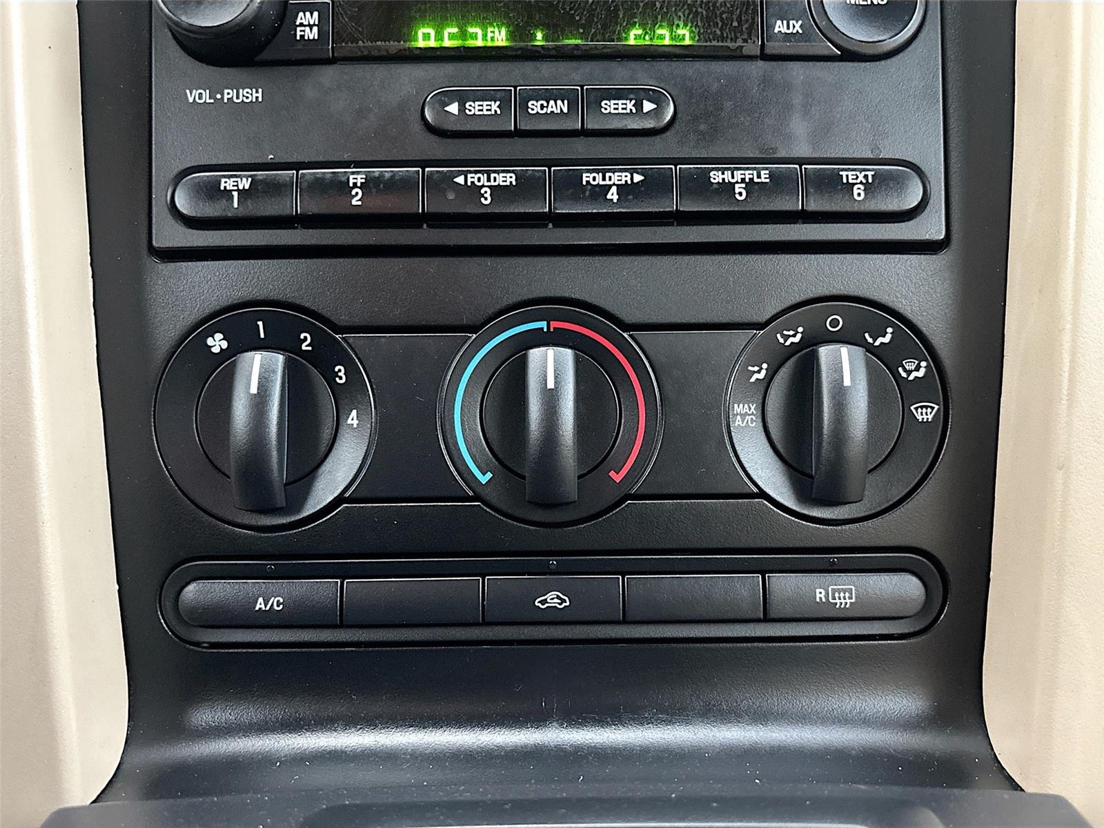 2005 Ford Mustang GT Premium