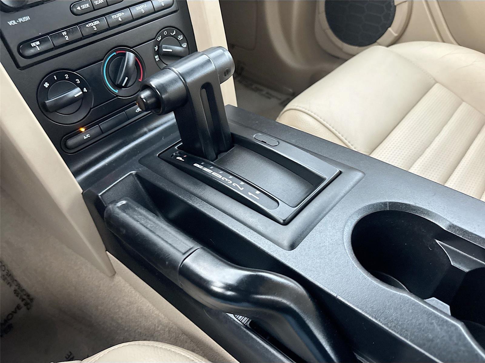 2005 Ford Mustang GT Premium