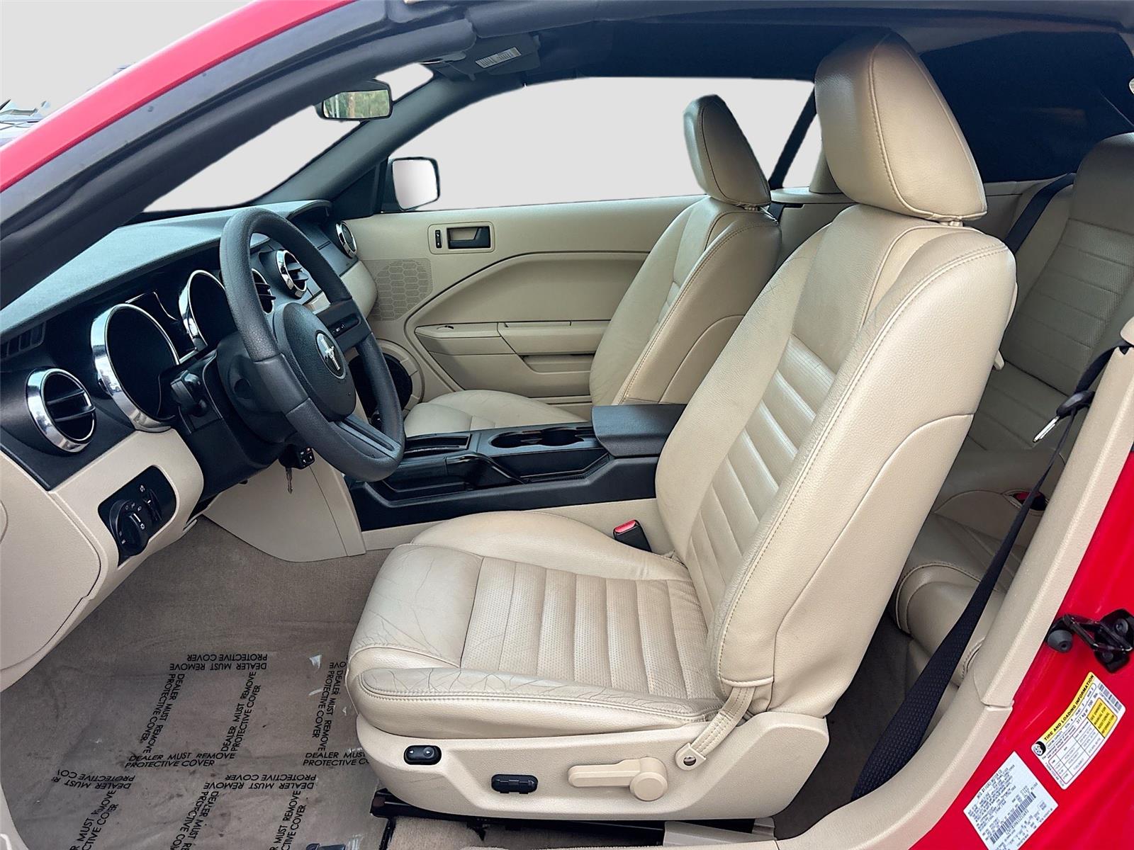 2005 Ford Mustang GT Premium