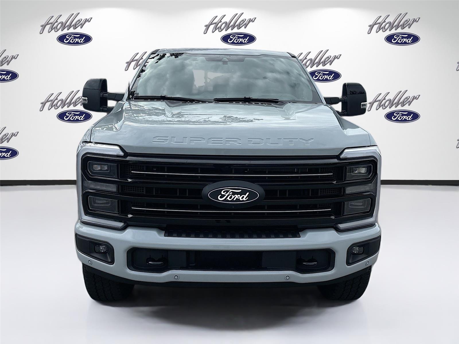 2025 Ford Super Duty F-250 SRW Platinum