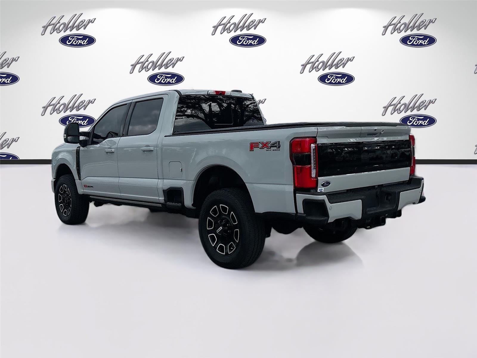 2025 Ford Super Duty F-250 SRW Platinum