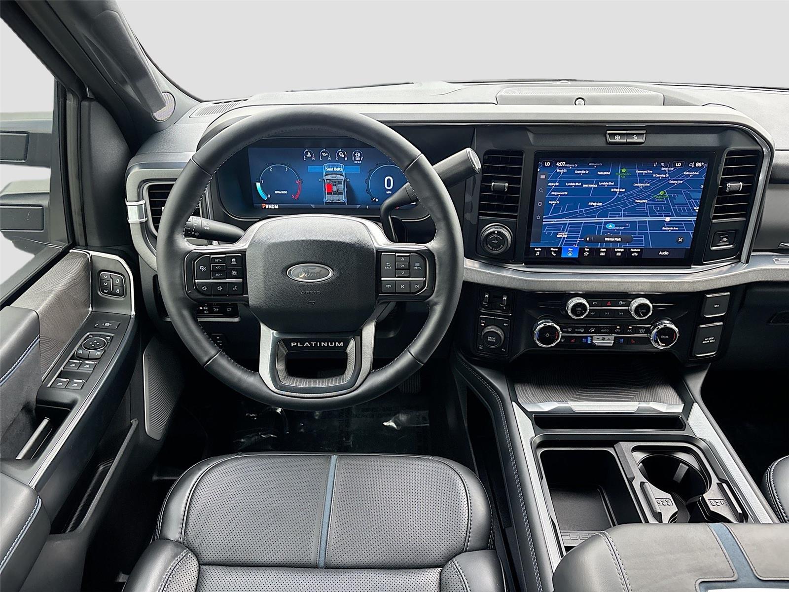 2025 Ford Super Duty F-250 SRW Platinum