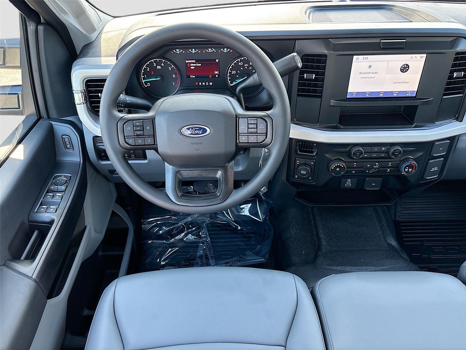 2026 Ford Super Duty F-350 SRW XL