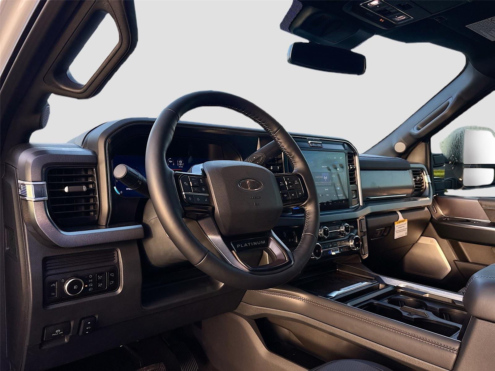 2026 Ford Super Duty F-350 SRW Platinum