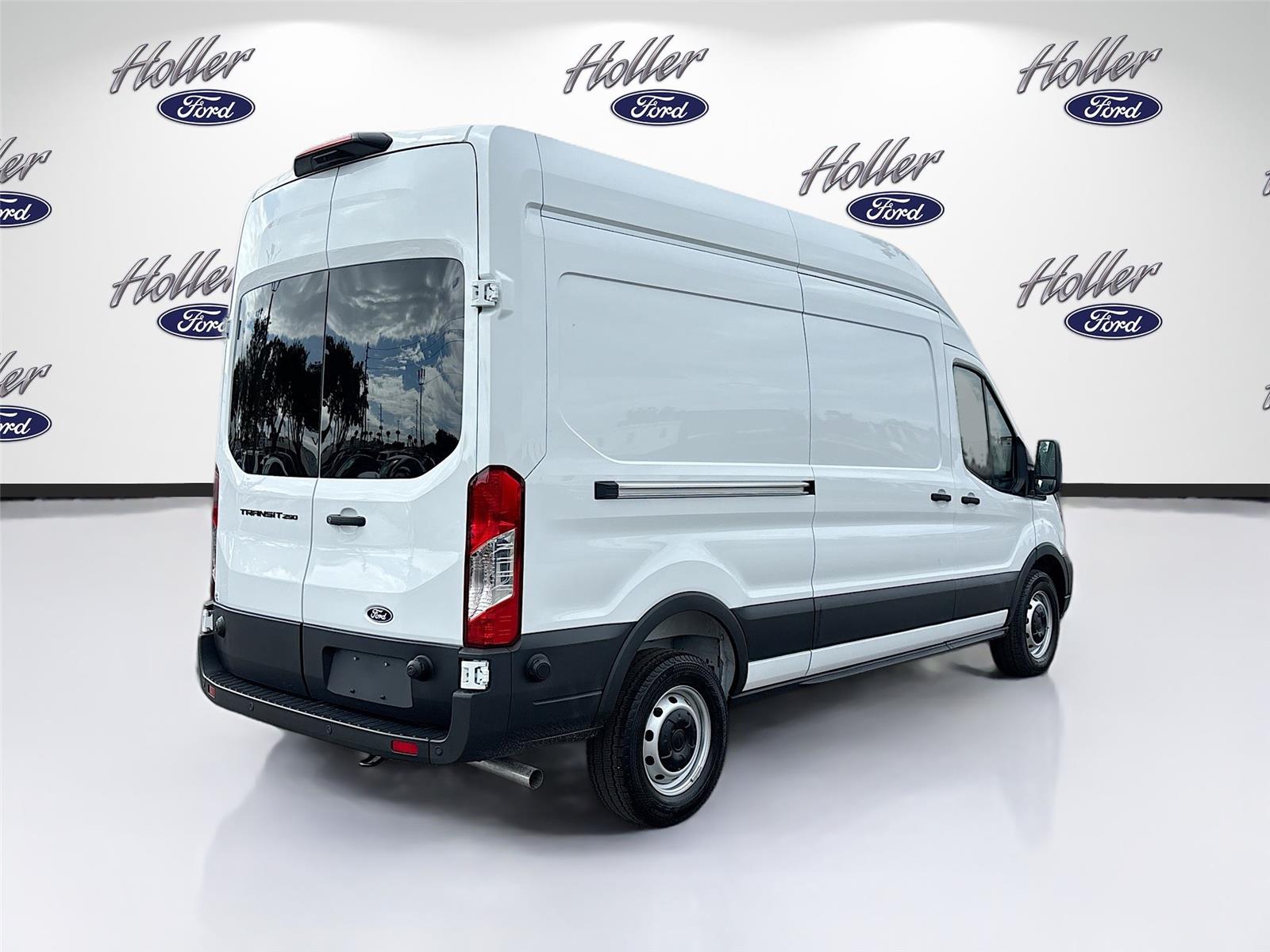 2026 Ford Transit Cargo Van