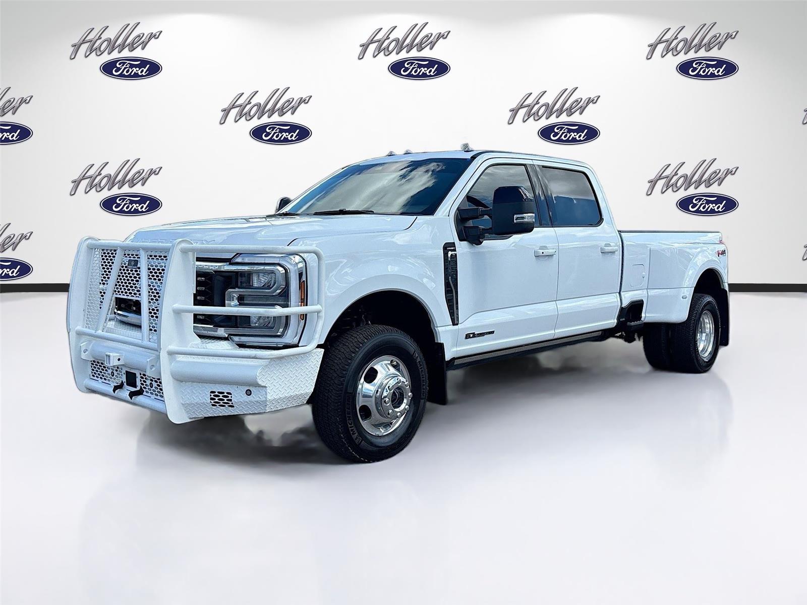 2025 Ford Super Duty F-350 DRW LARIAT