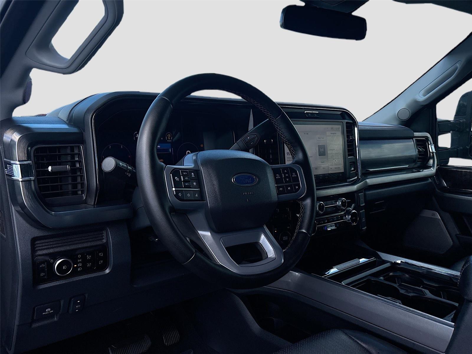 2025 Ford Super Duty F-350 DRW LARIAT