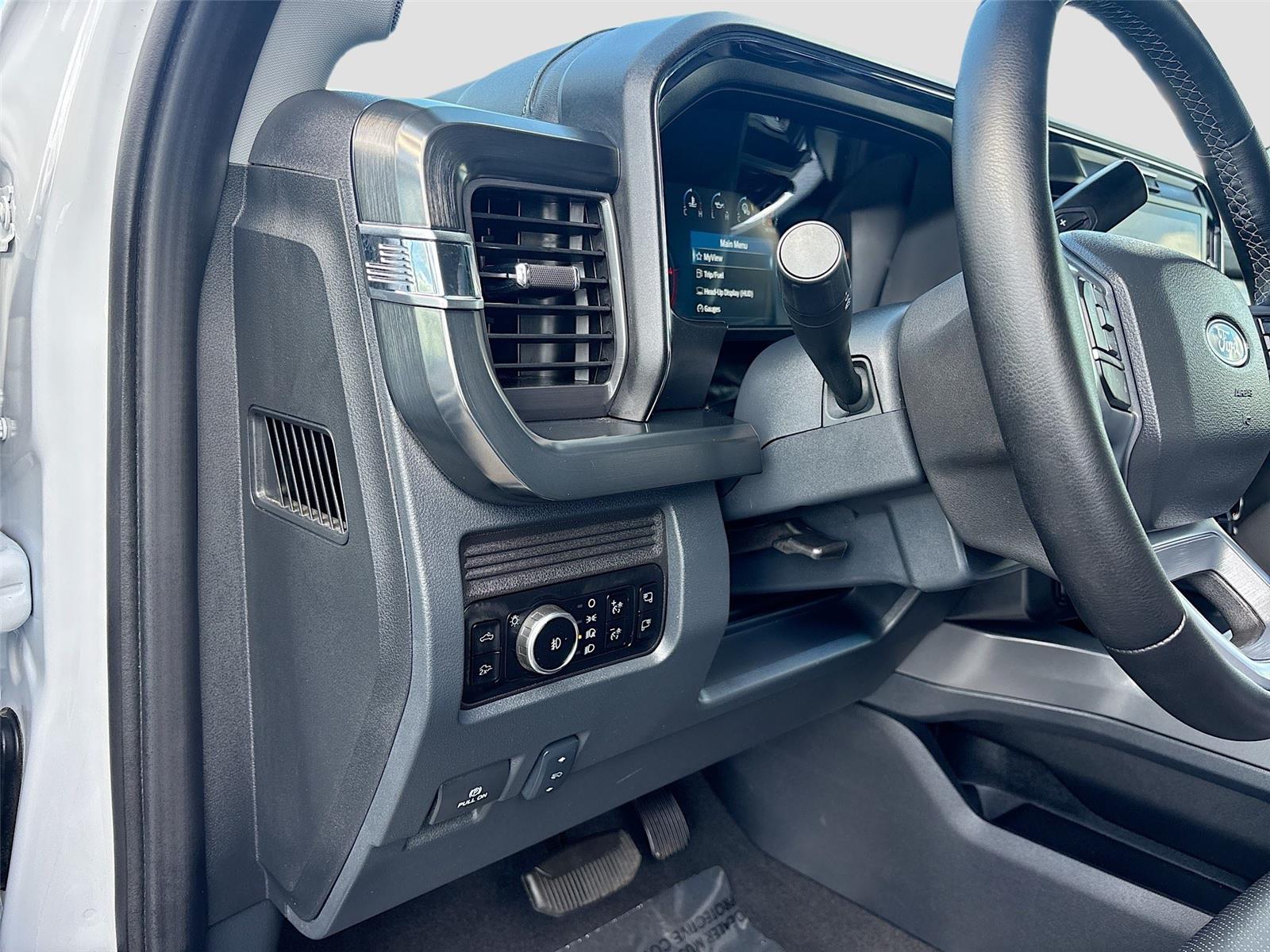 2025 Ford Super Duty F-350 DRW LARIAT