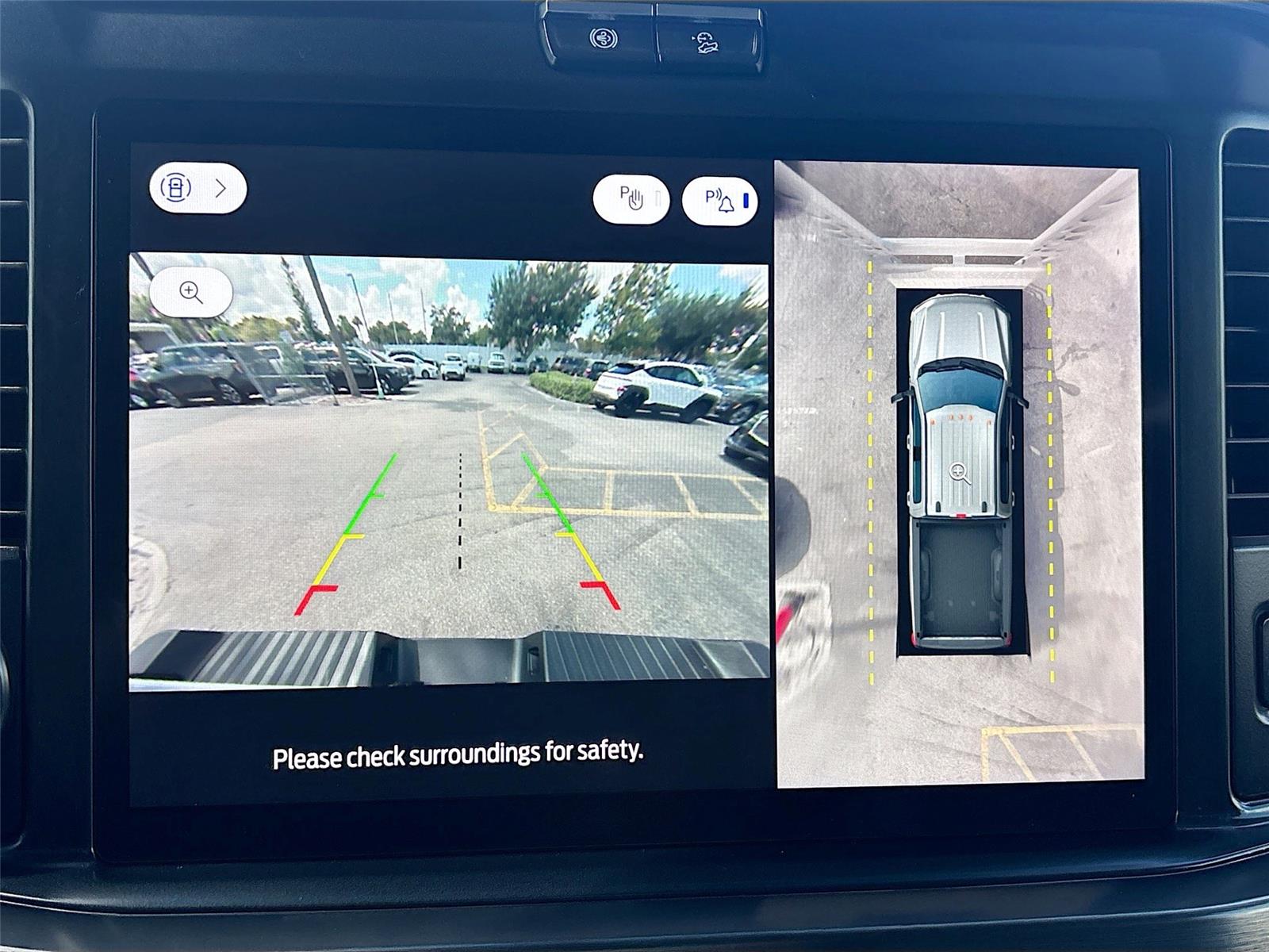 2025 Ford Super Duty F-350 DRW LARIAT