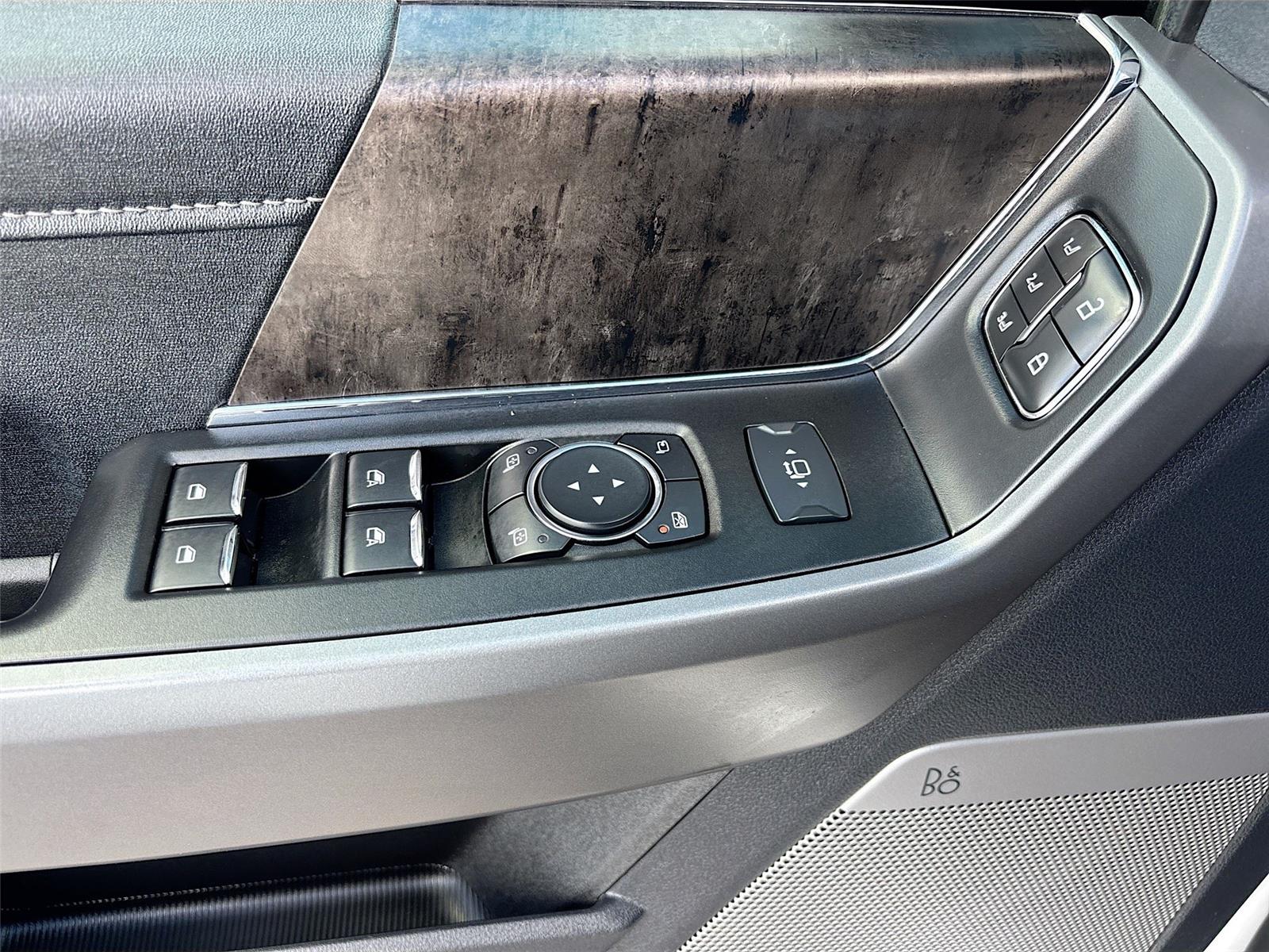 2025 Ford Super Duty F-350 DRW LARIAT