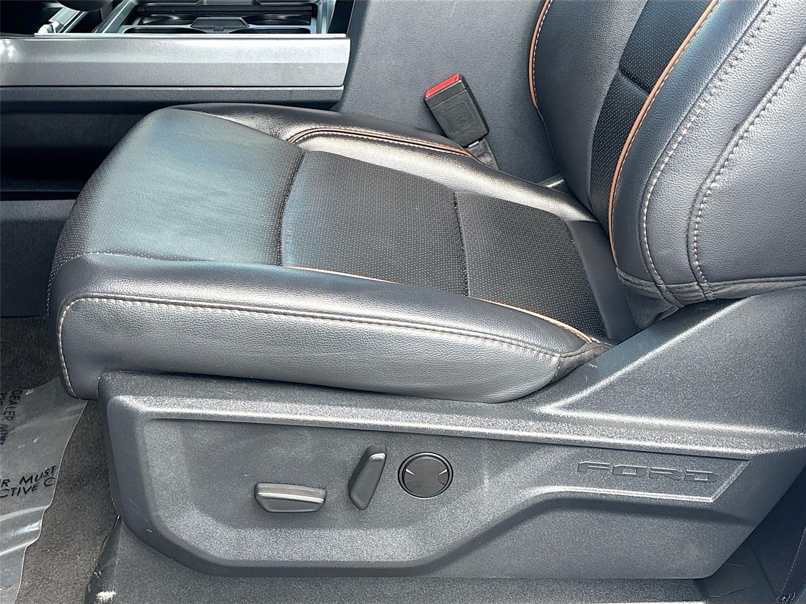 2025 Ford Super Duty F-350 DRW LARIAT