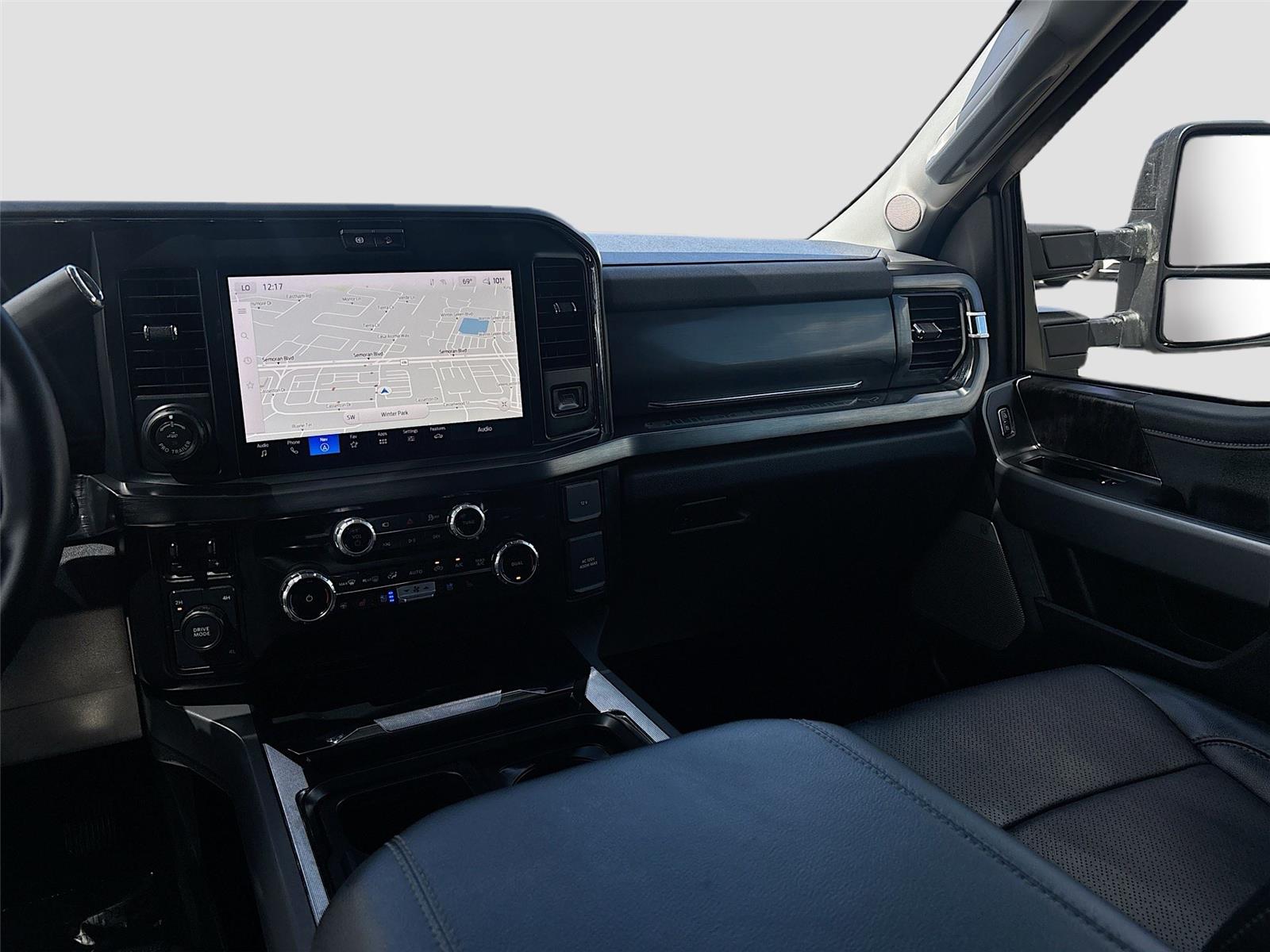 2025 Ford Super Duty F-350 DRW LARIAT