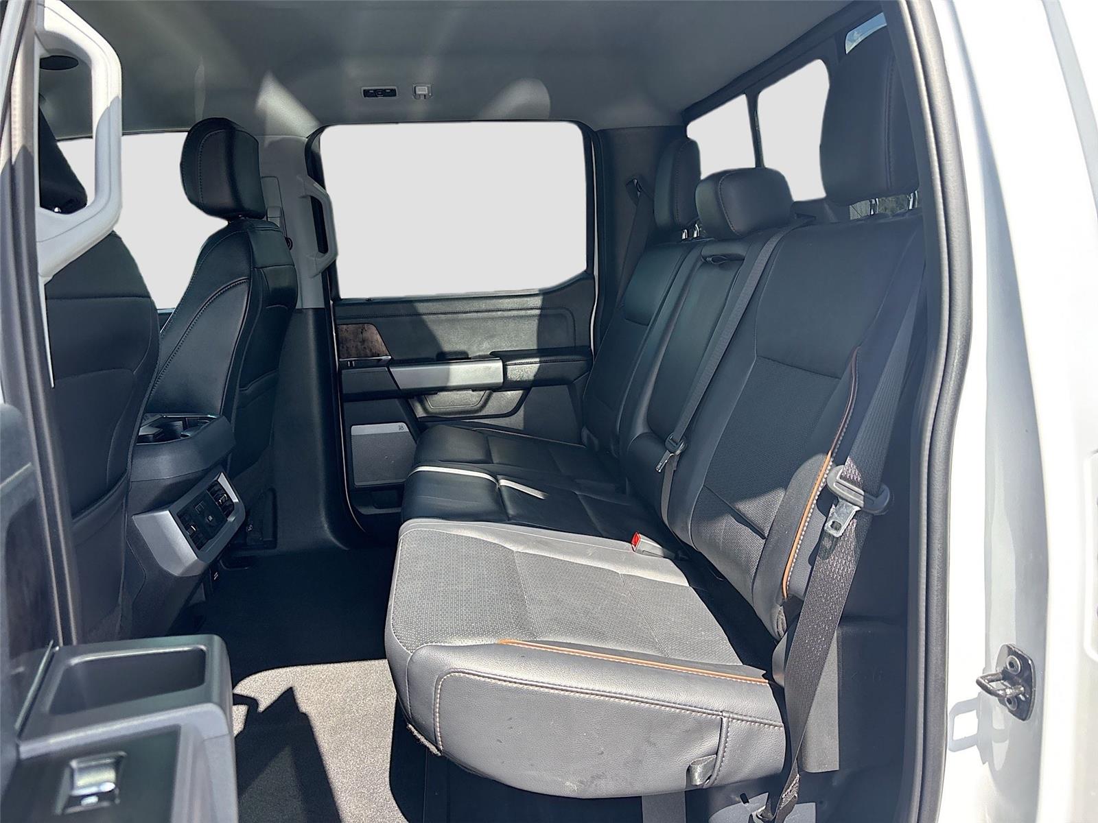 2025 Ford Super Duty F-350 DRW LARIAT