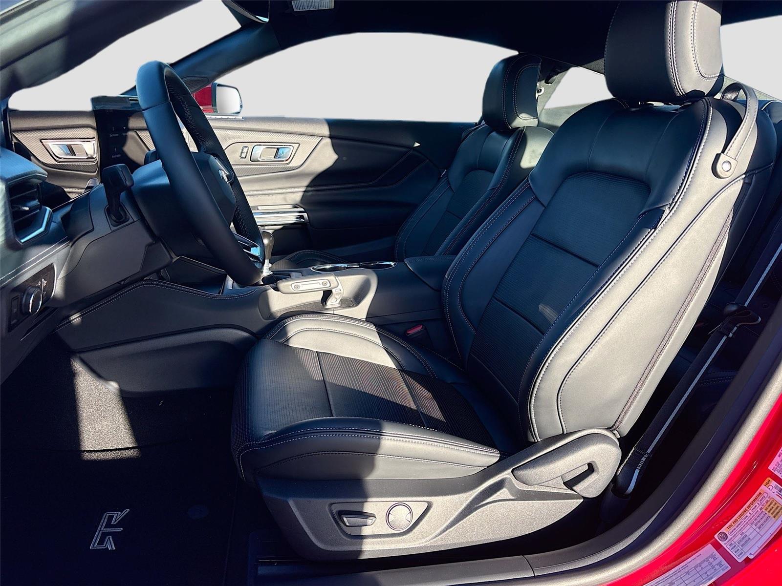 2025 Ford Mustang GT Premium RTR Spec 3