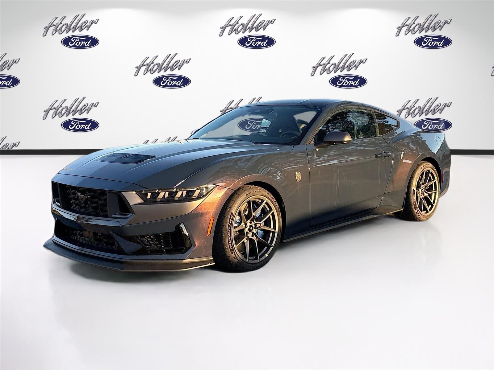 2025 Ford Mustang Dark Horse