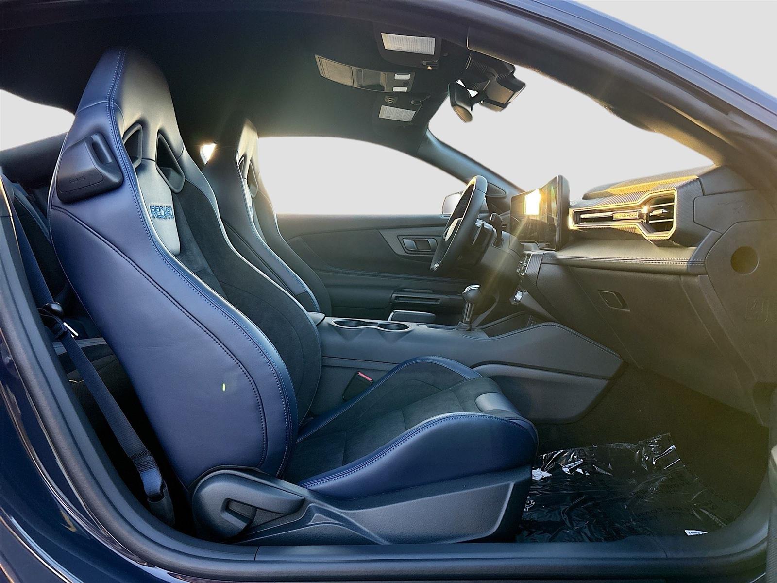 2025 Ford Mustang Dark Horse