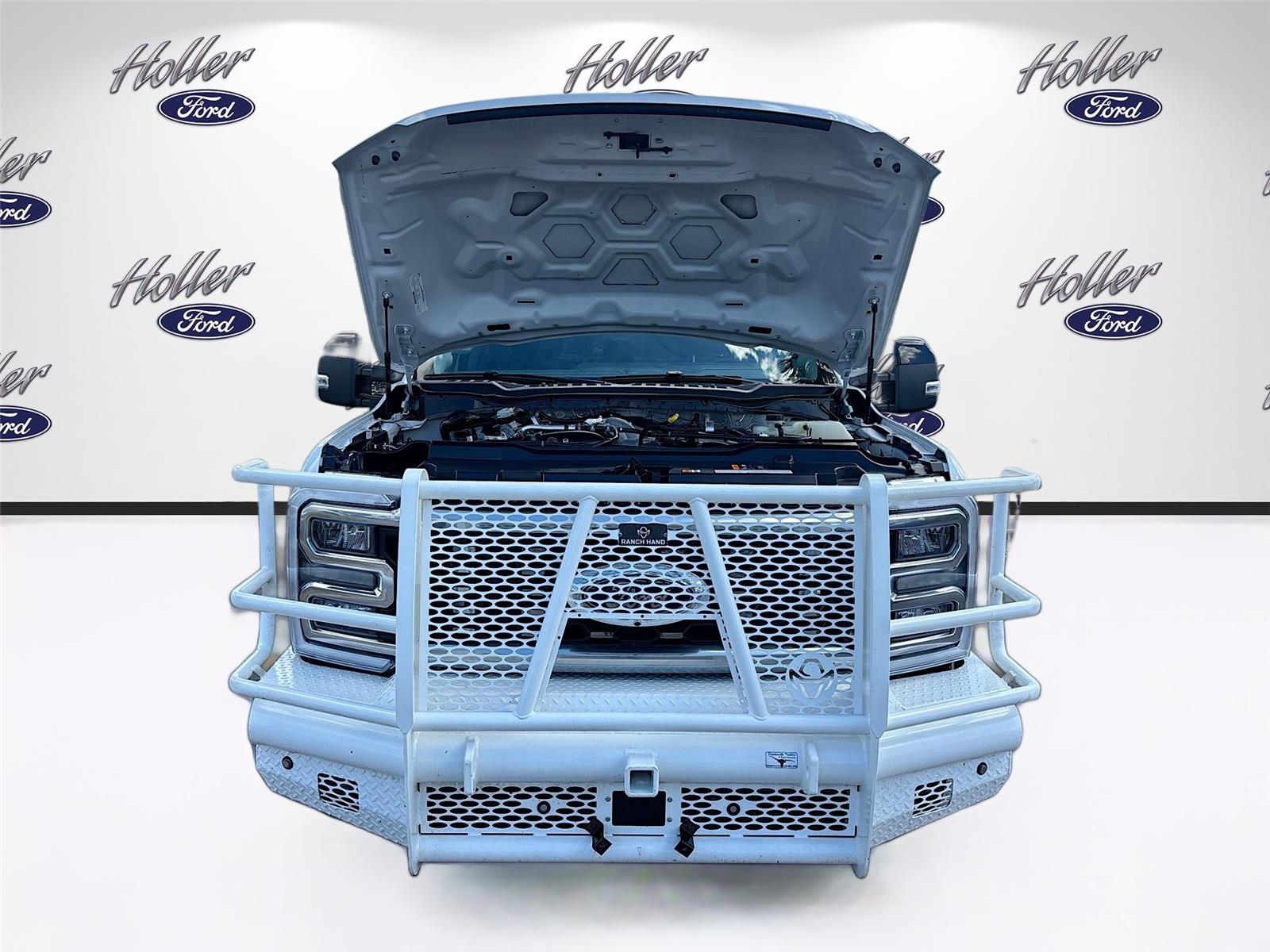 2025 Ford Super Duty F-350 DRW LARIAT