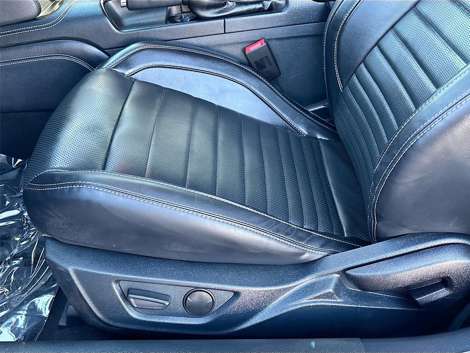 2021 Ford Mustang Mach 1