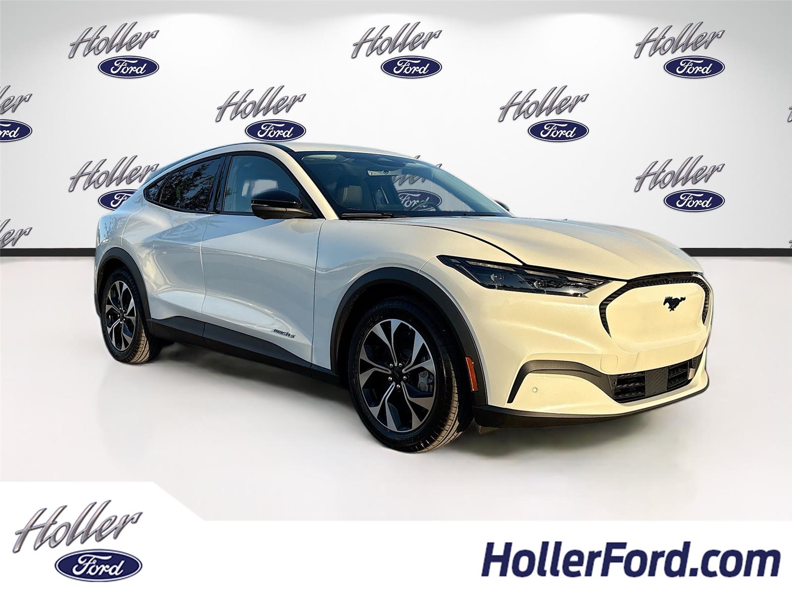 2025 Ford Mustang Mach-E Select RWD's photo
