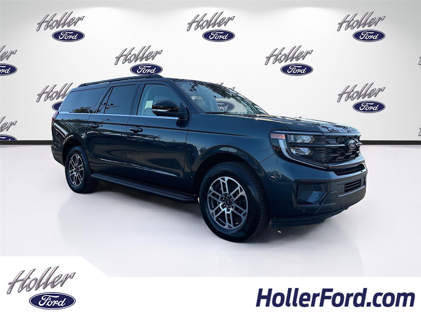 2025 Ford Expedition Active's photo