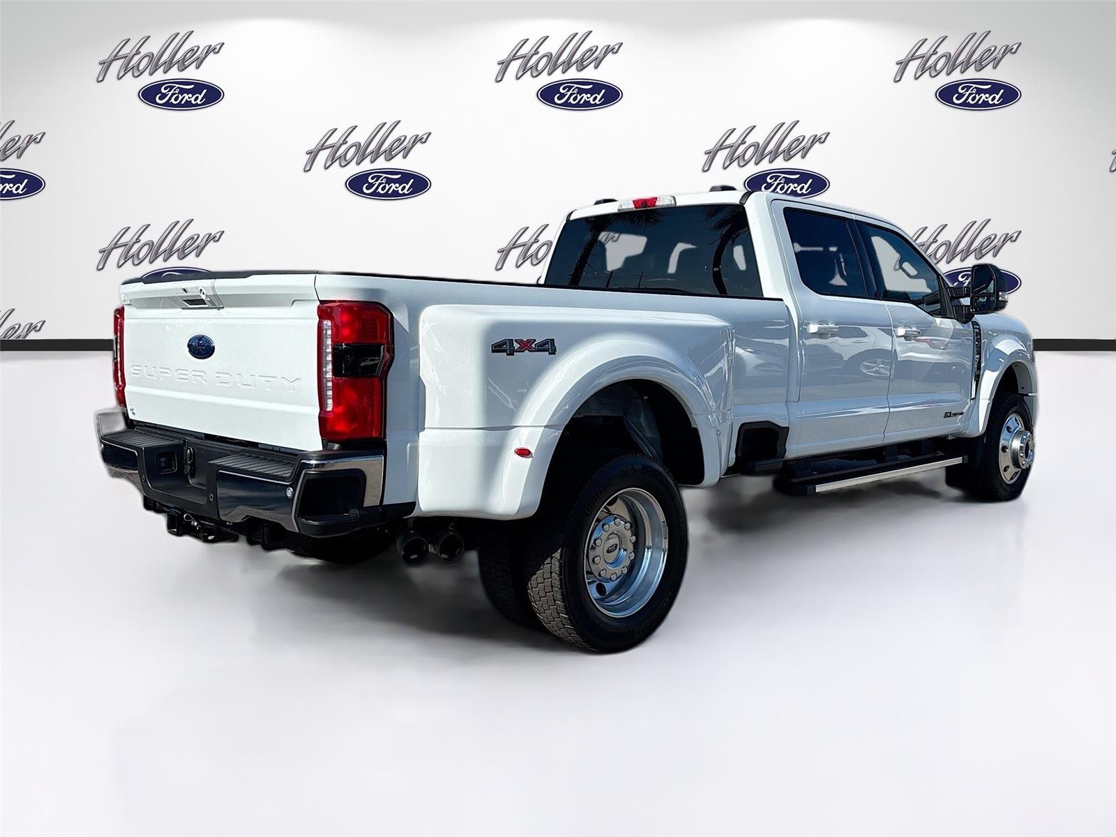 2025 Ford Super Duty F-450 DRW LARIAT