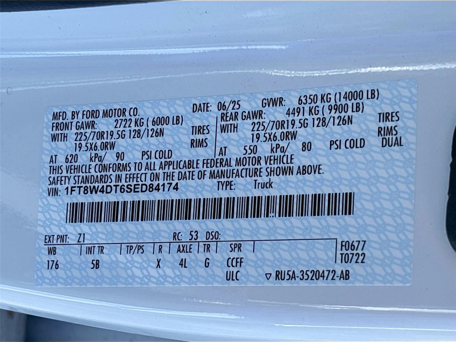 2025 Ford Super Duty F-450 DRW LARIAT