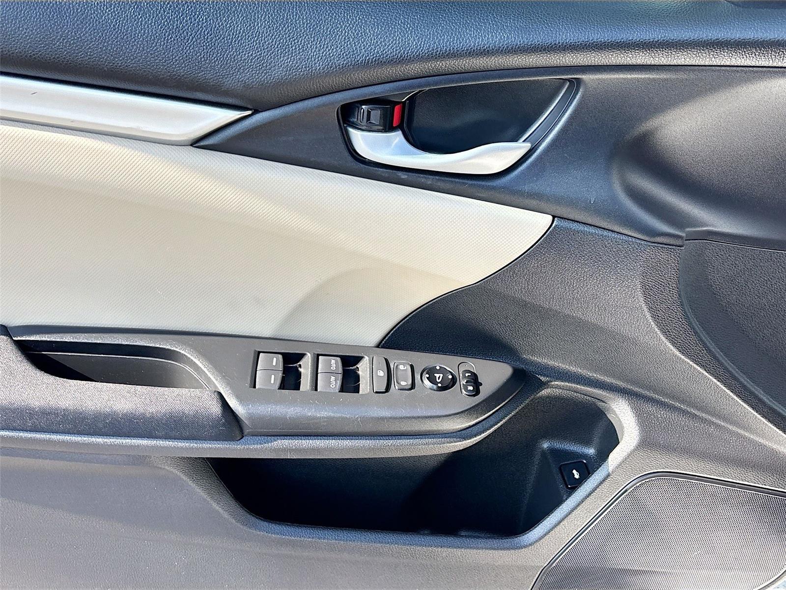 2020 Honda Civic Sedan LX