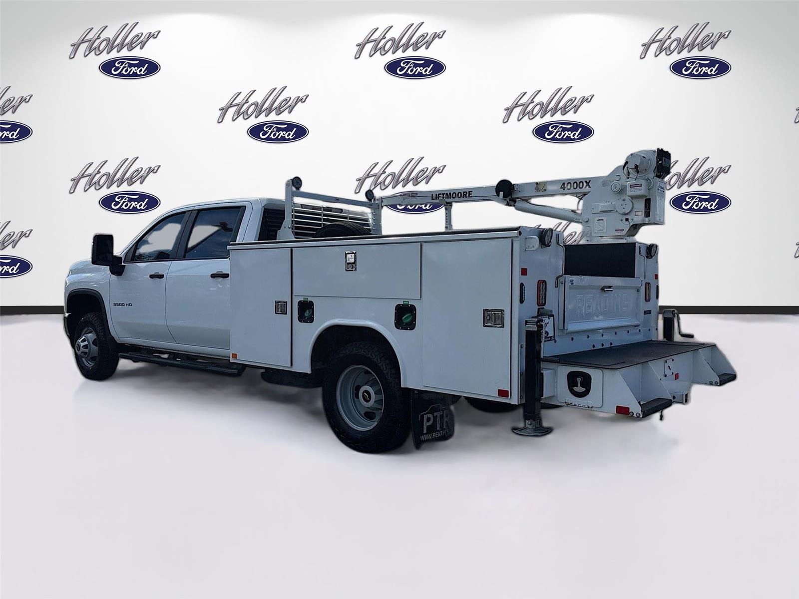 2023 Chevrolet Silverado 3500HD CC Work Truck