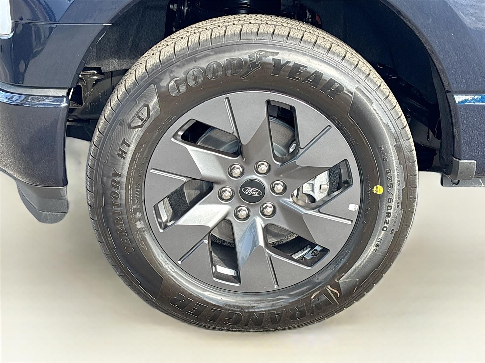 2025 Ford F-150 Lightning Flash