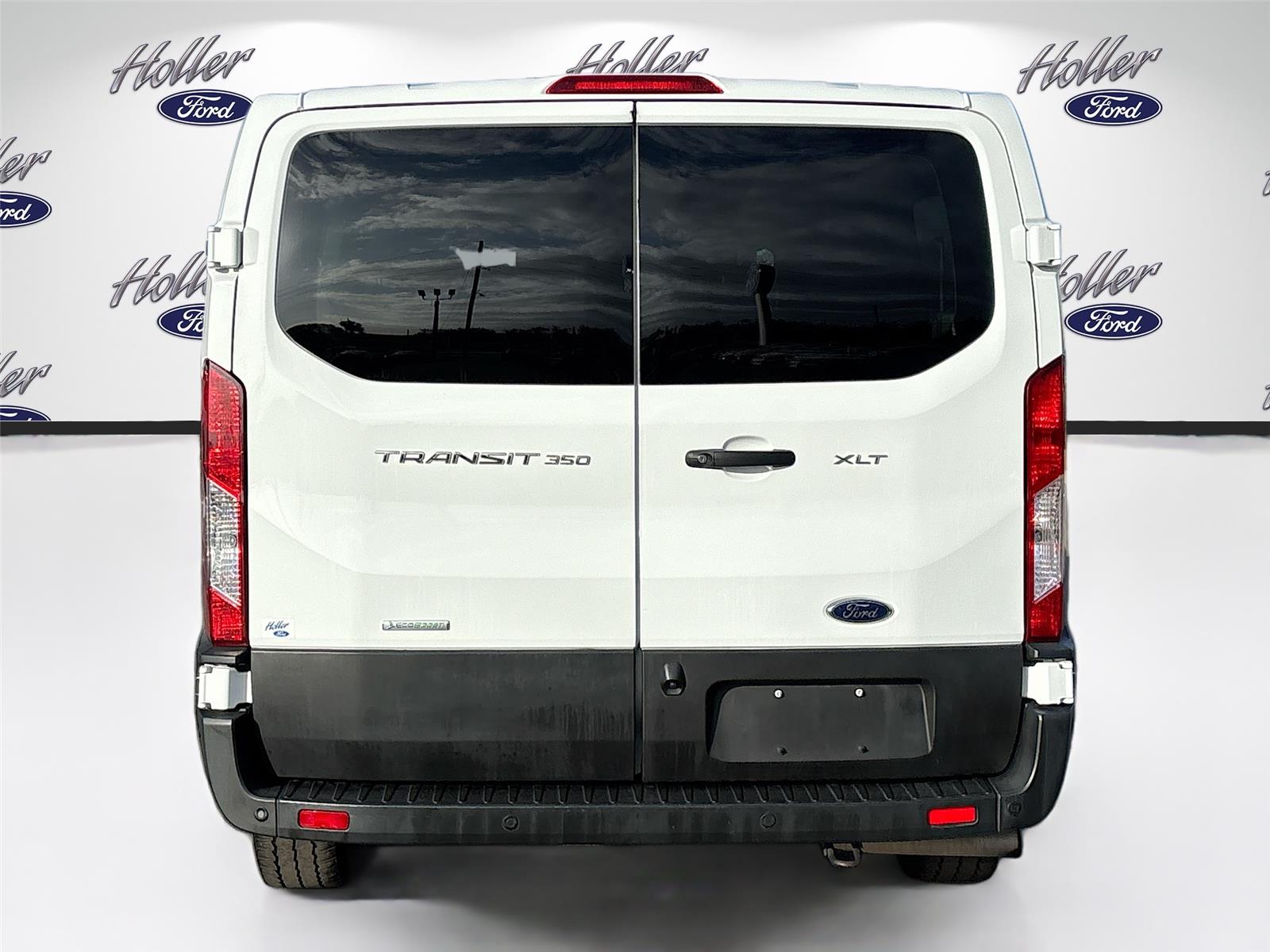 2023 Ford Transit Passenger Wagon XLT