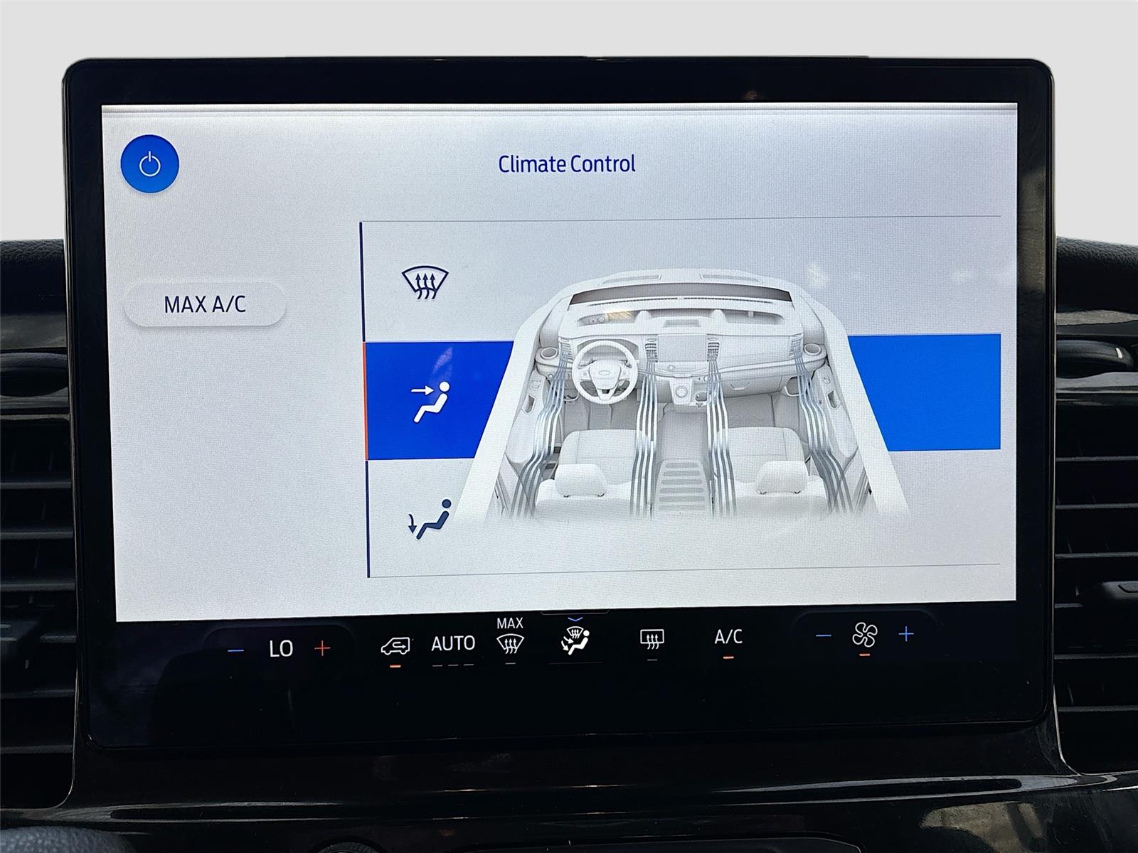 2023 Ford Transit Passenger Wagon XLT