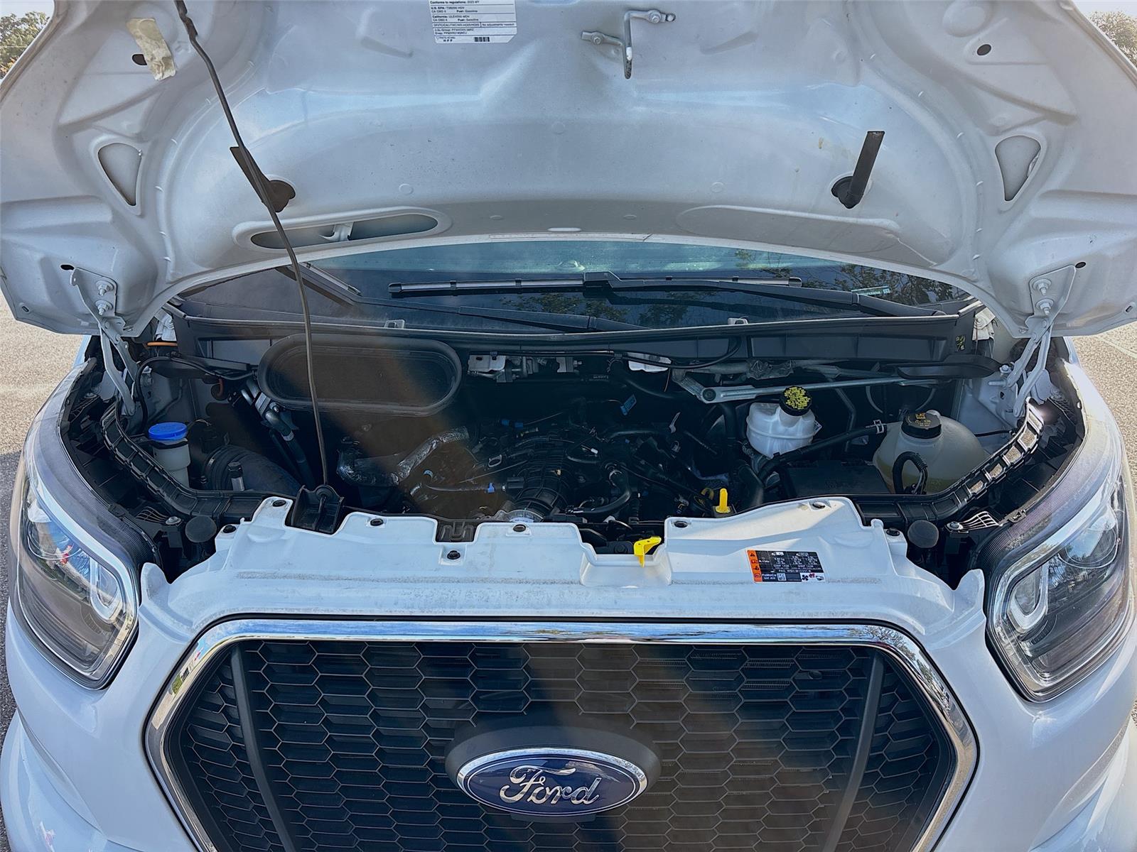 2023 Ford Transit Passenger Wagon XLT