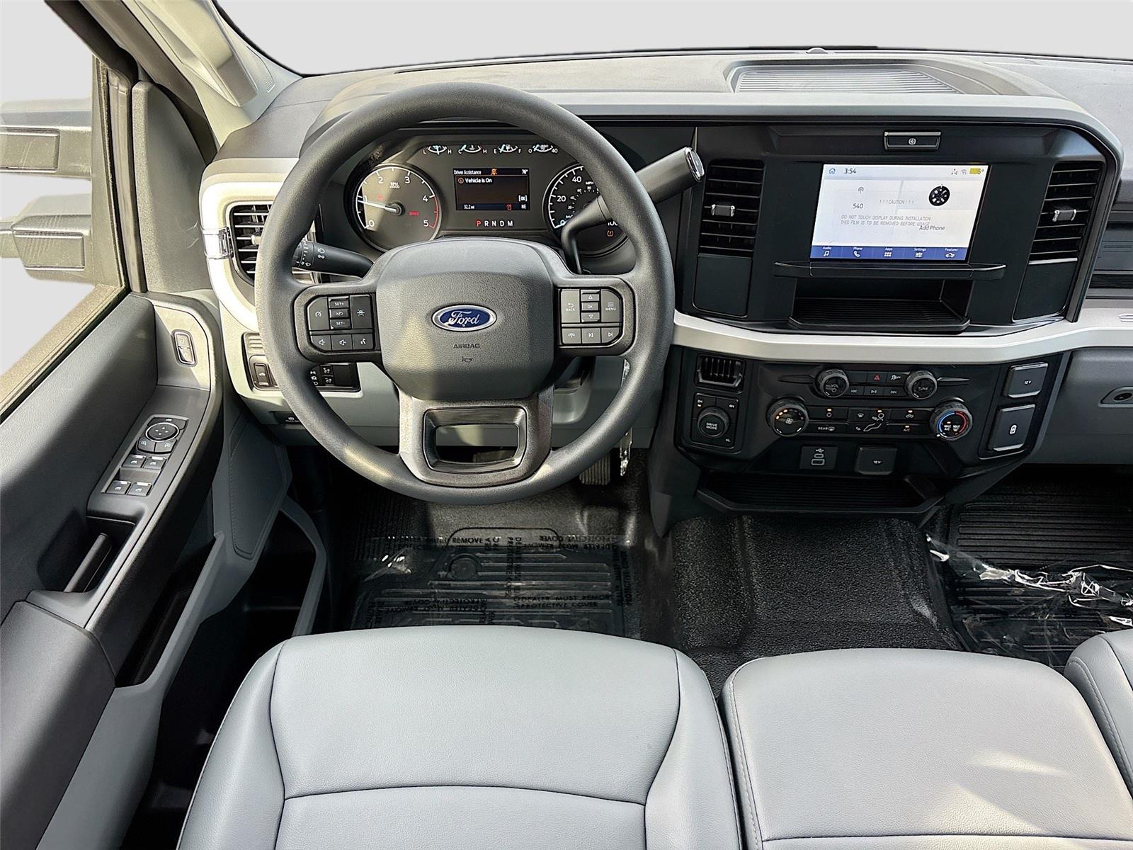 2026 Ford Super Duty F-550 DRW XL