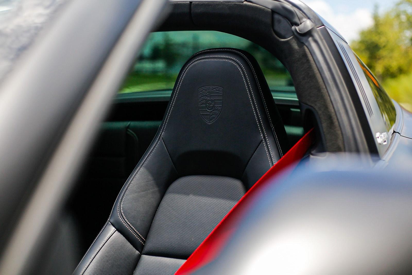 2023 Porsche 911 4S