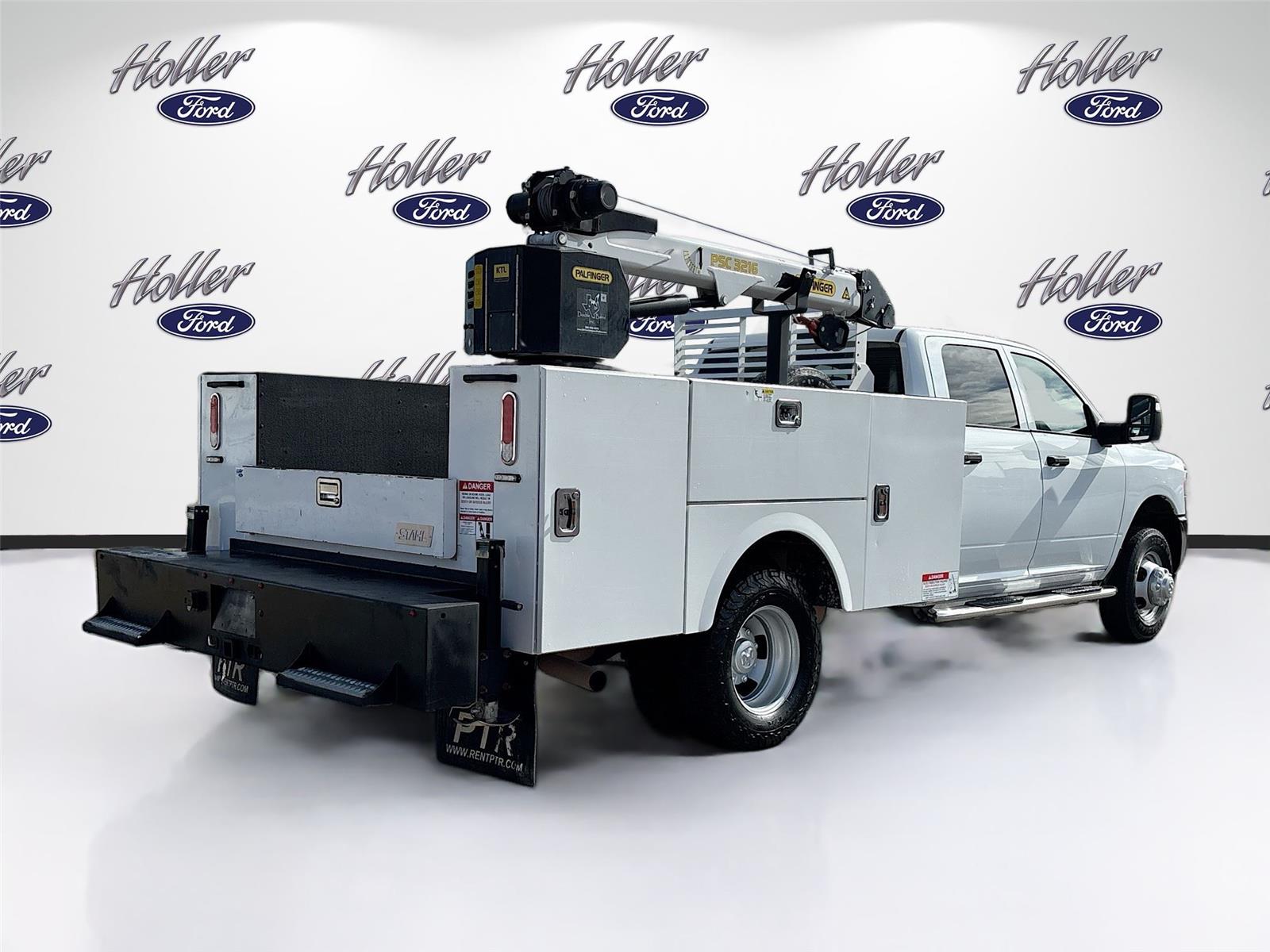 2024 Ram 3500 Chassis Cab Tradesman