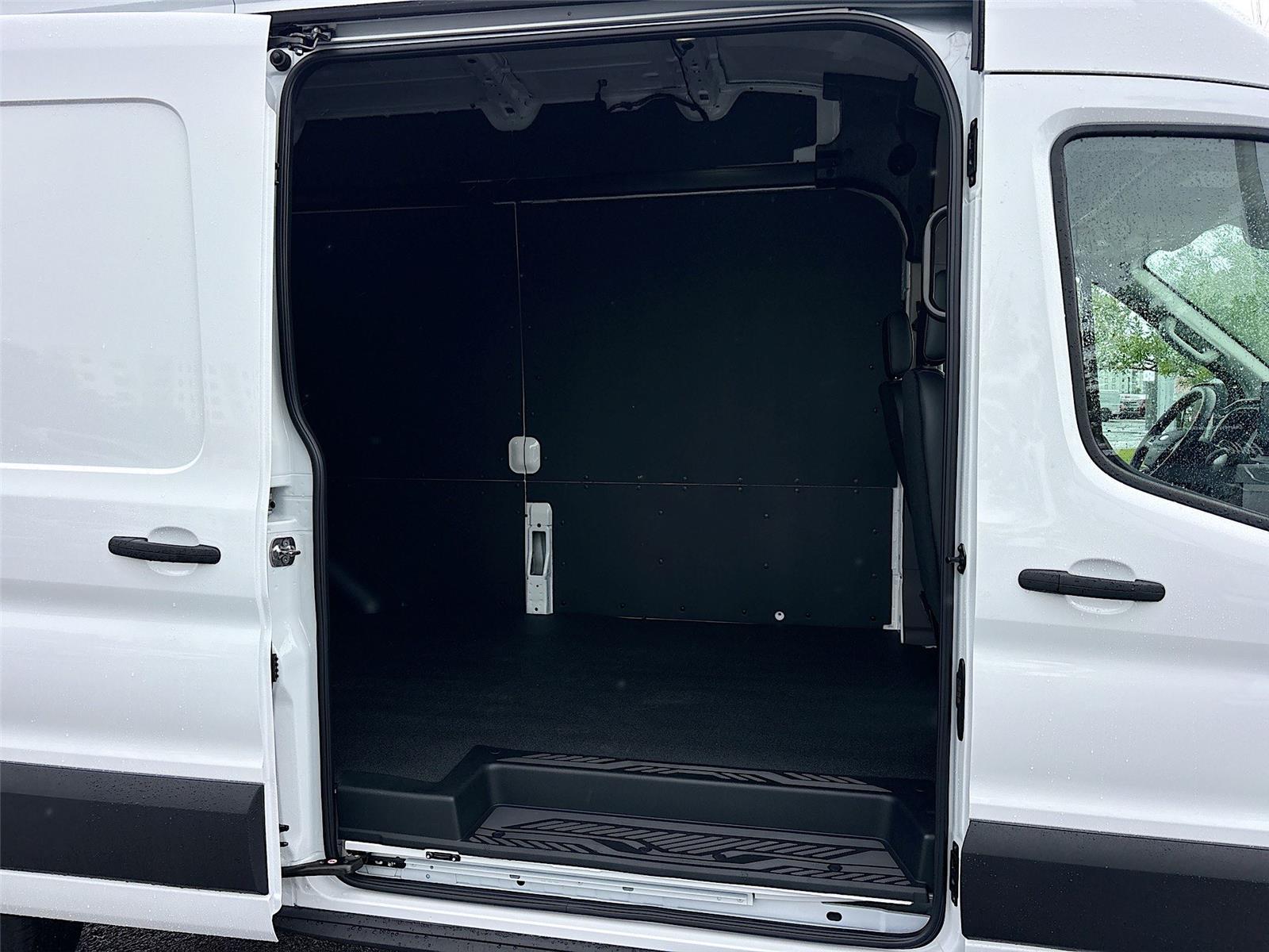 2026 Ford Transit Cargo Van