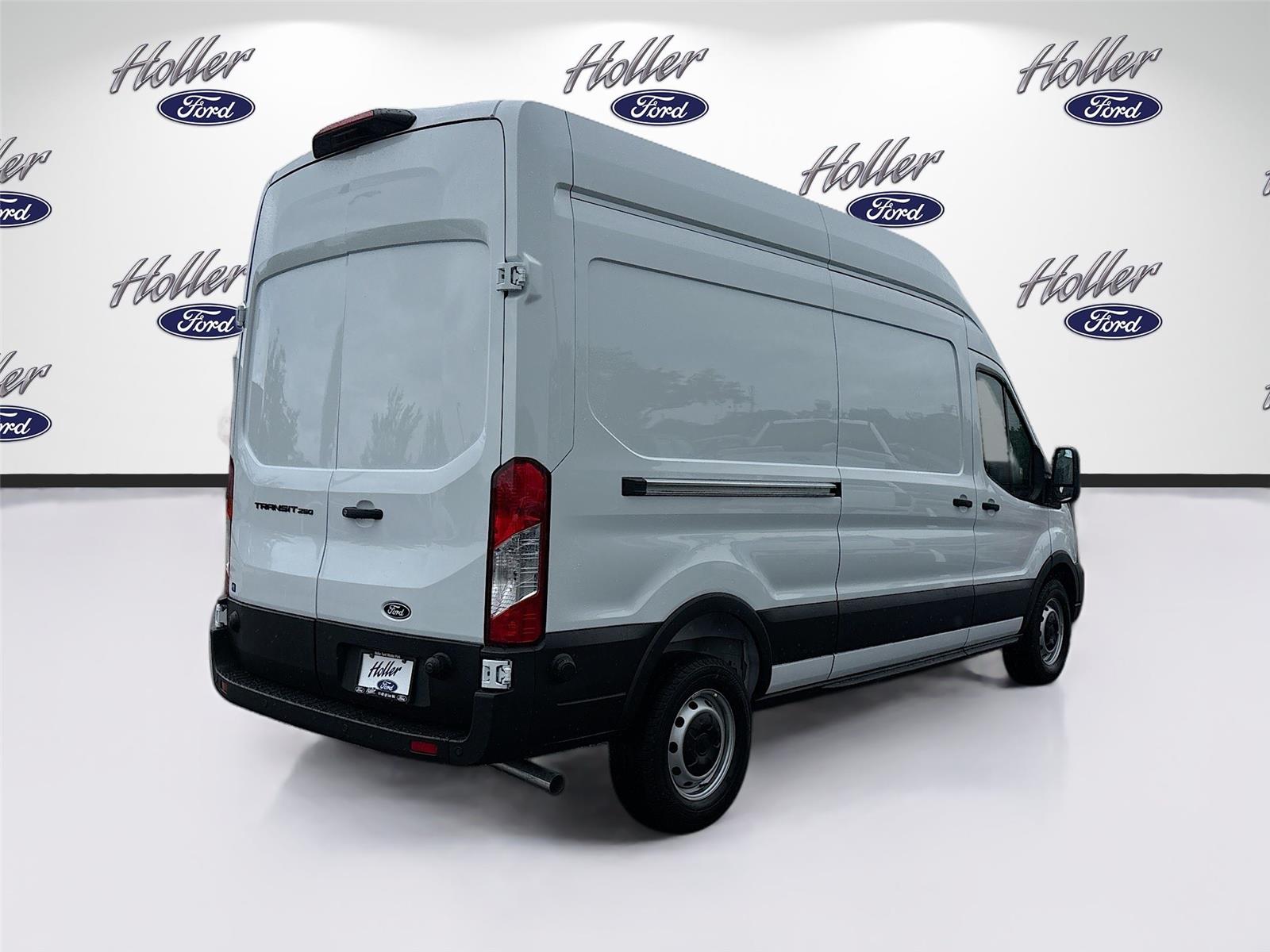 2026 Ford Transit Cargo Van