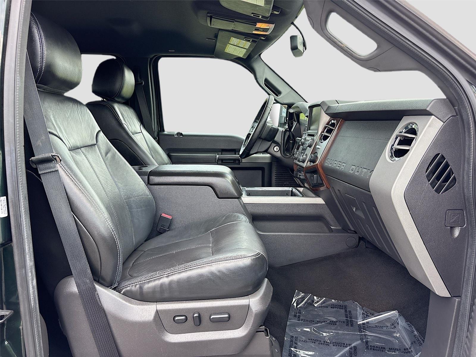 2013 Ford Super Duty F-250 SRW Lariat