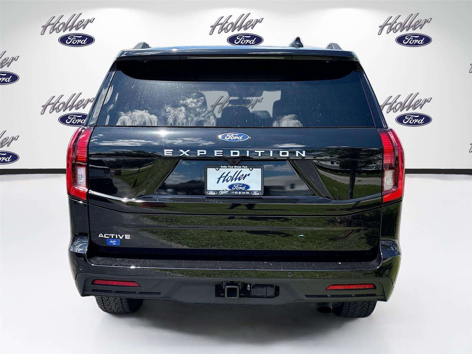 2025 Ford Expedition Active