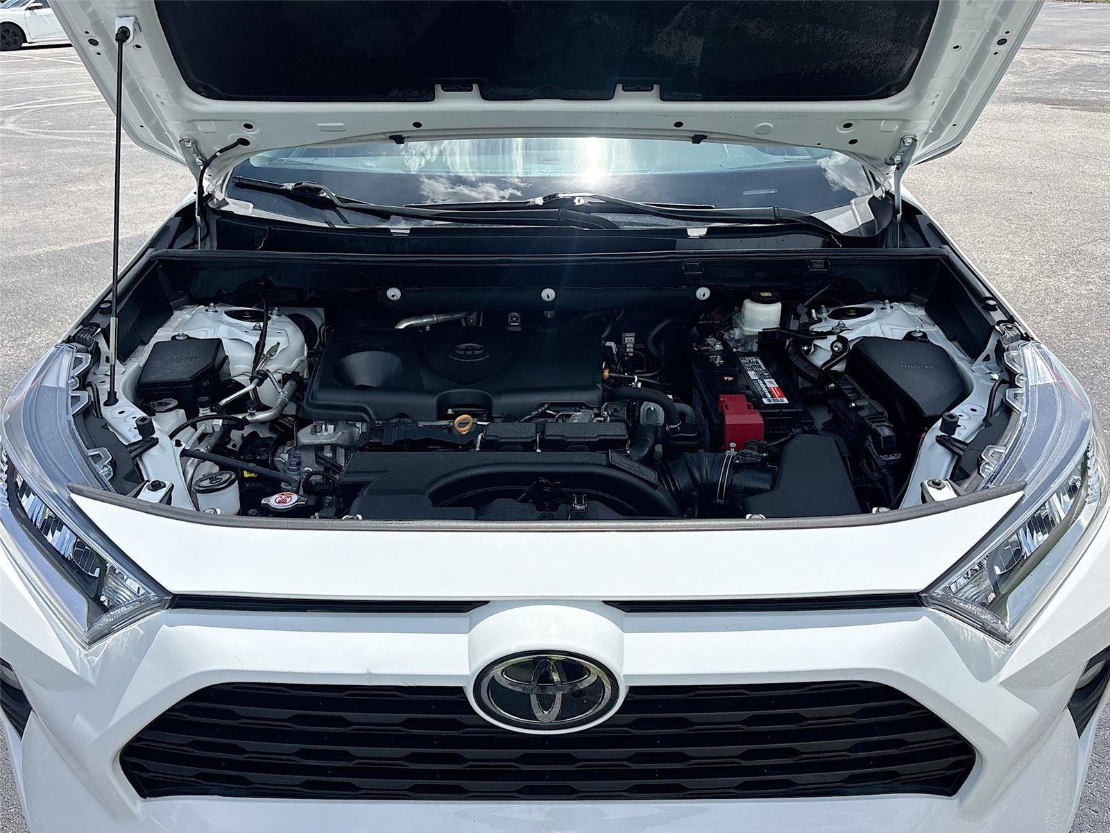 2020 Toyota RAV4 XLE