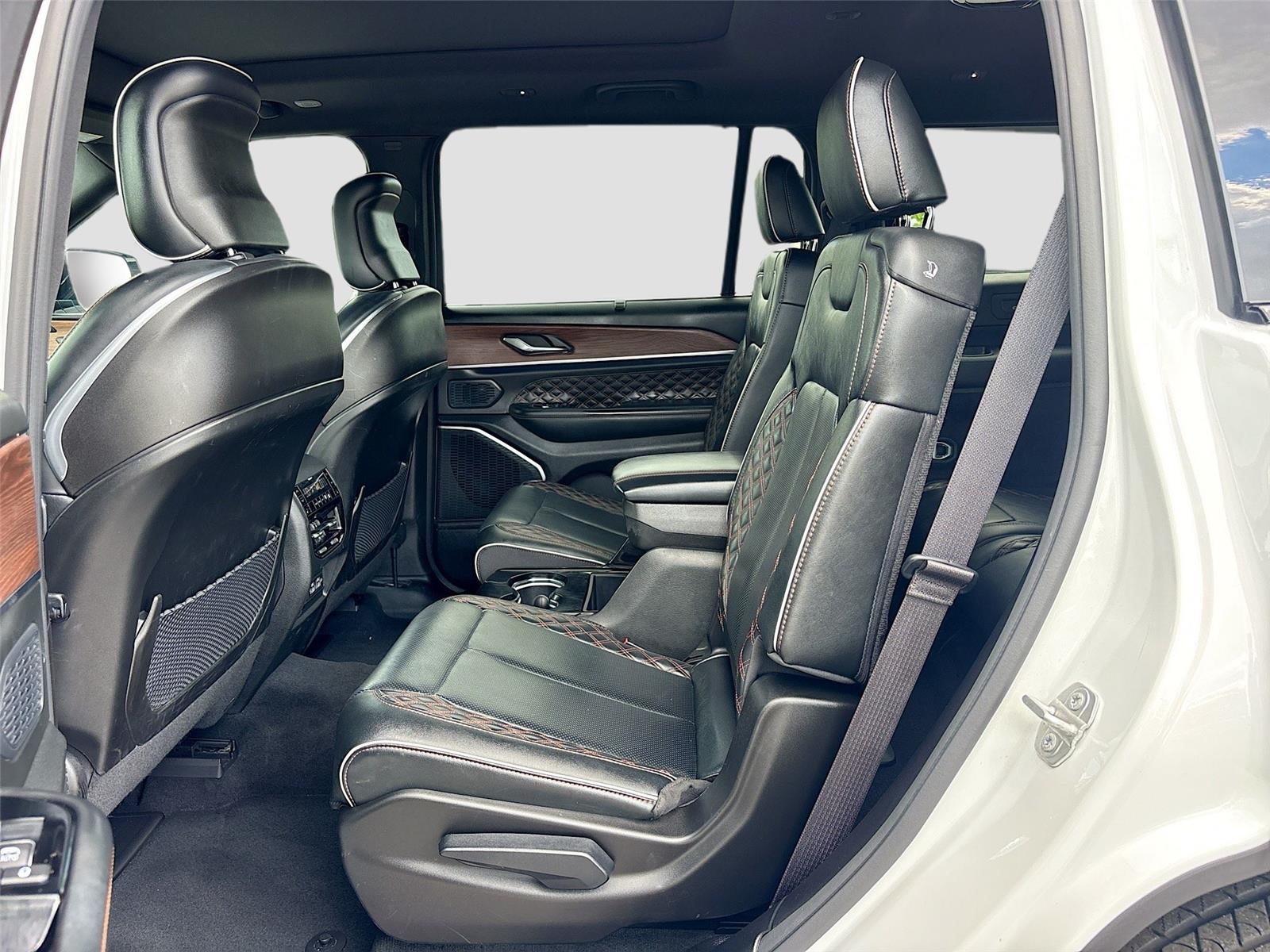 2024 Jeep Grand Cherokee L Summit