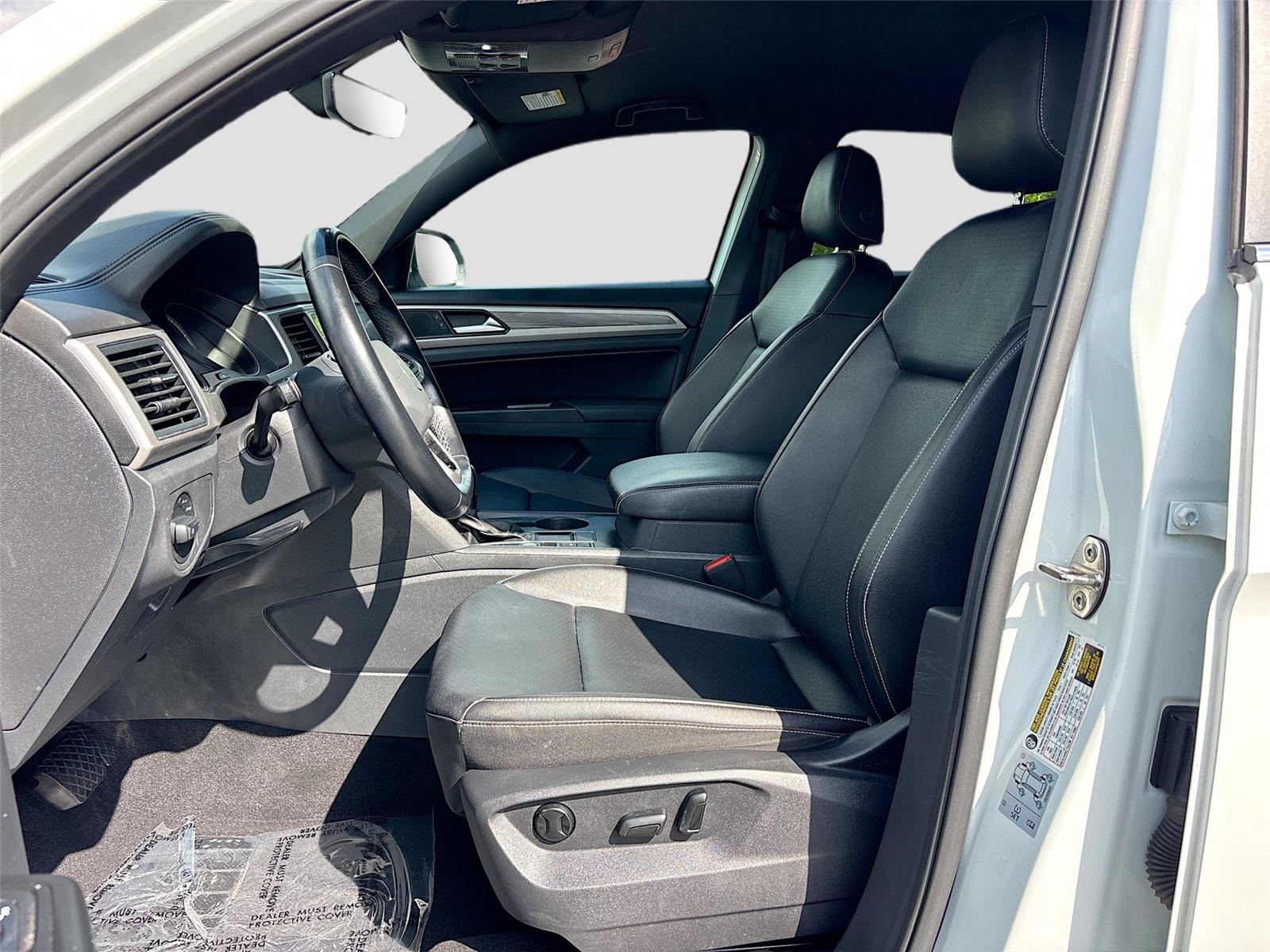 2020 Volkswagen Atlas Cross Sport 2.0T SE